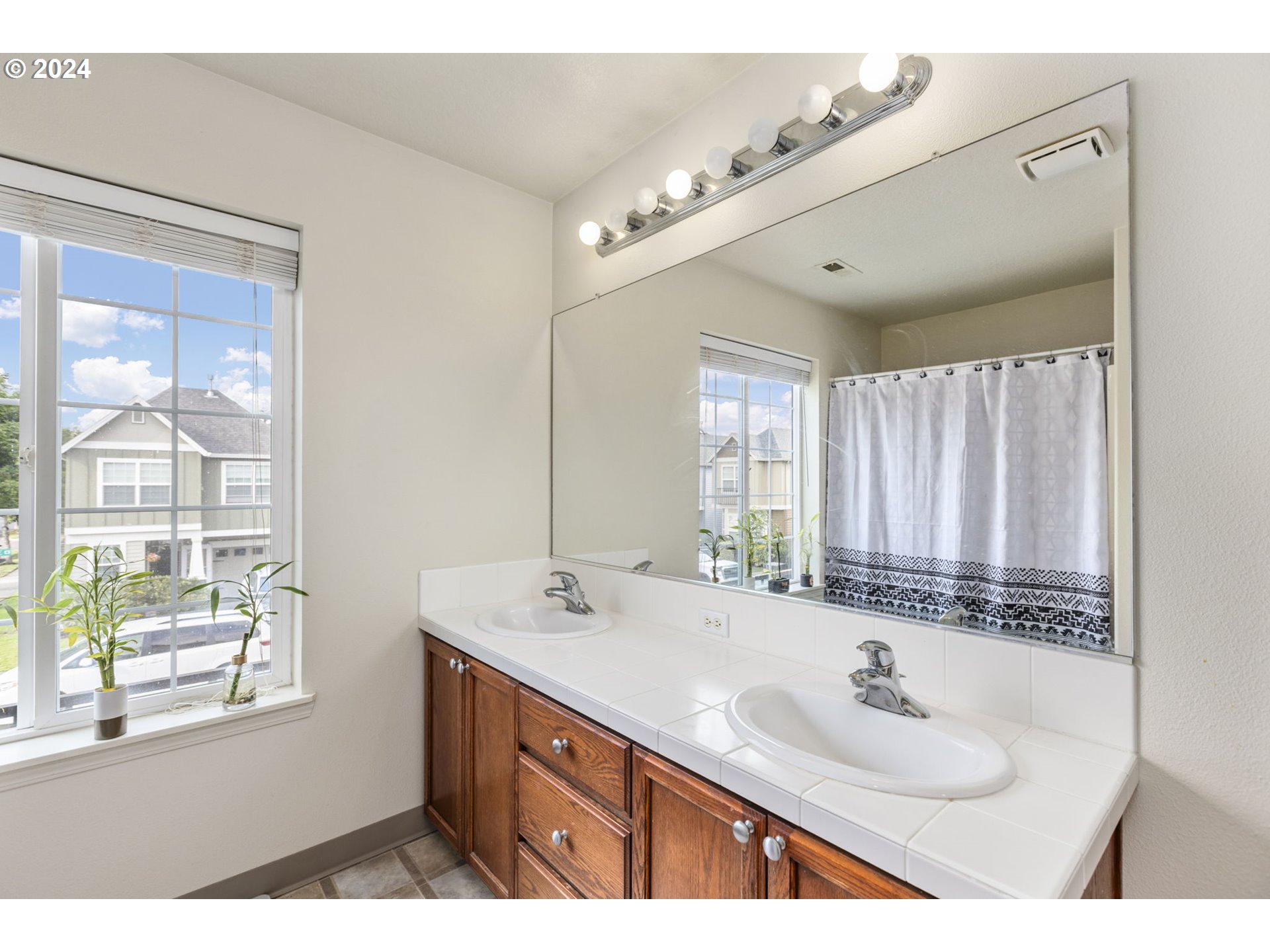 20498 SW CHANDELLE CT