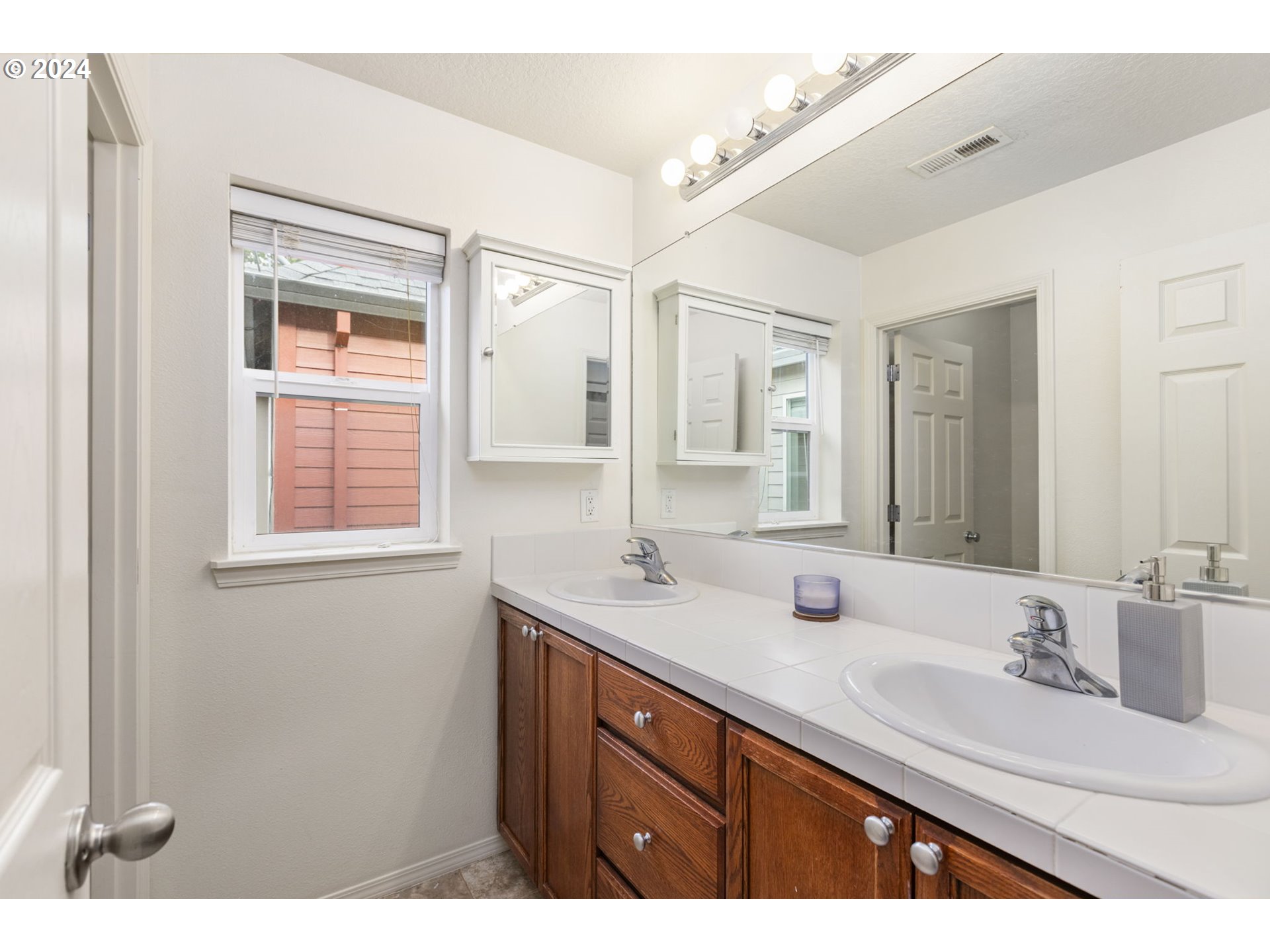 20498 SW CHANDELLE CT