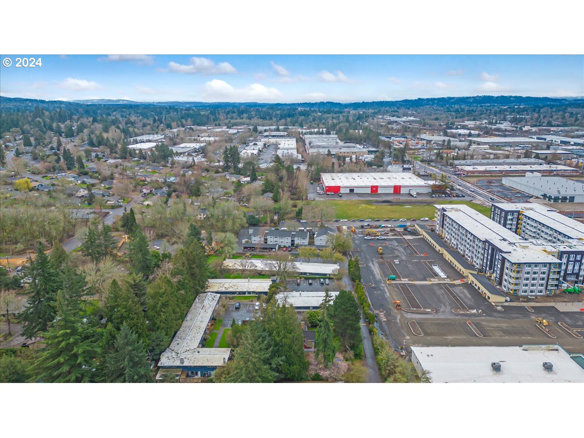 10090 SW BEAVERTON HILLSDALE HWY Unit: 24