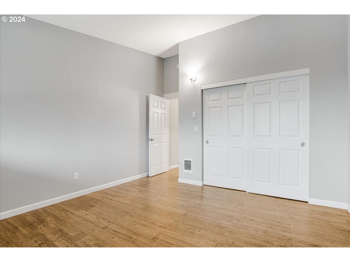 10090 SW BEAVERTON HILLSDALE HWY Unit: 24