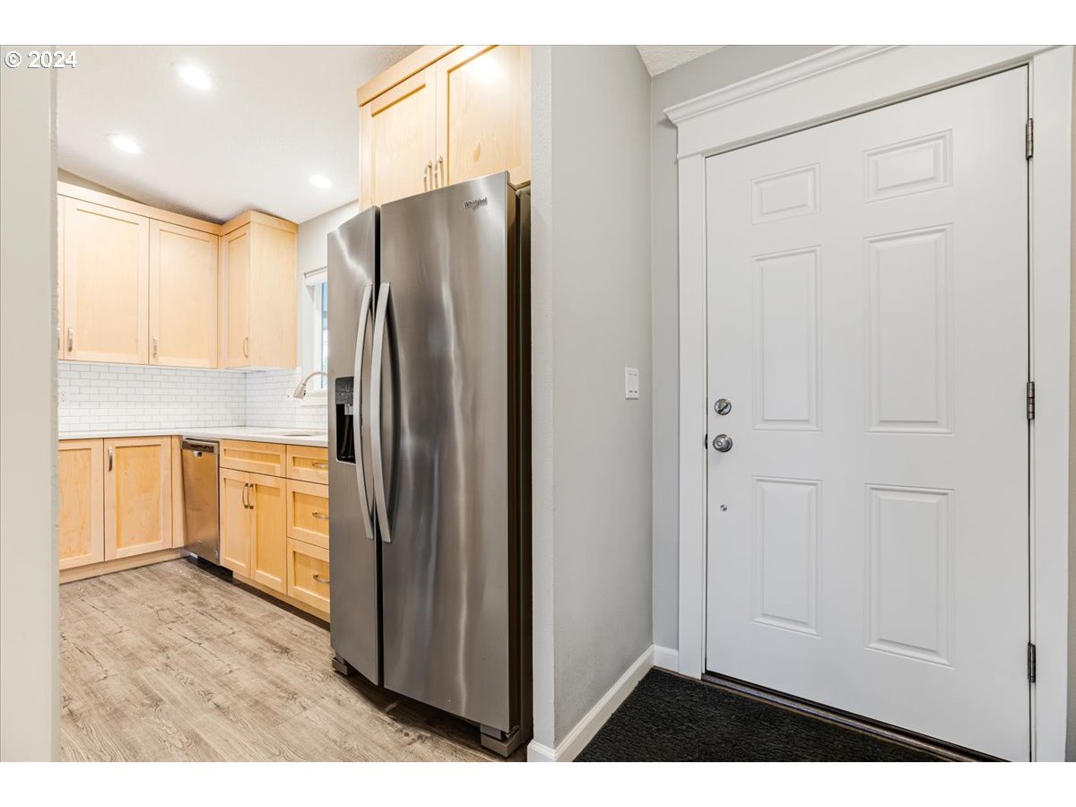 10090 SW BEAVERTON HILLSDALE HWY Unit: 24