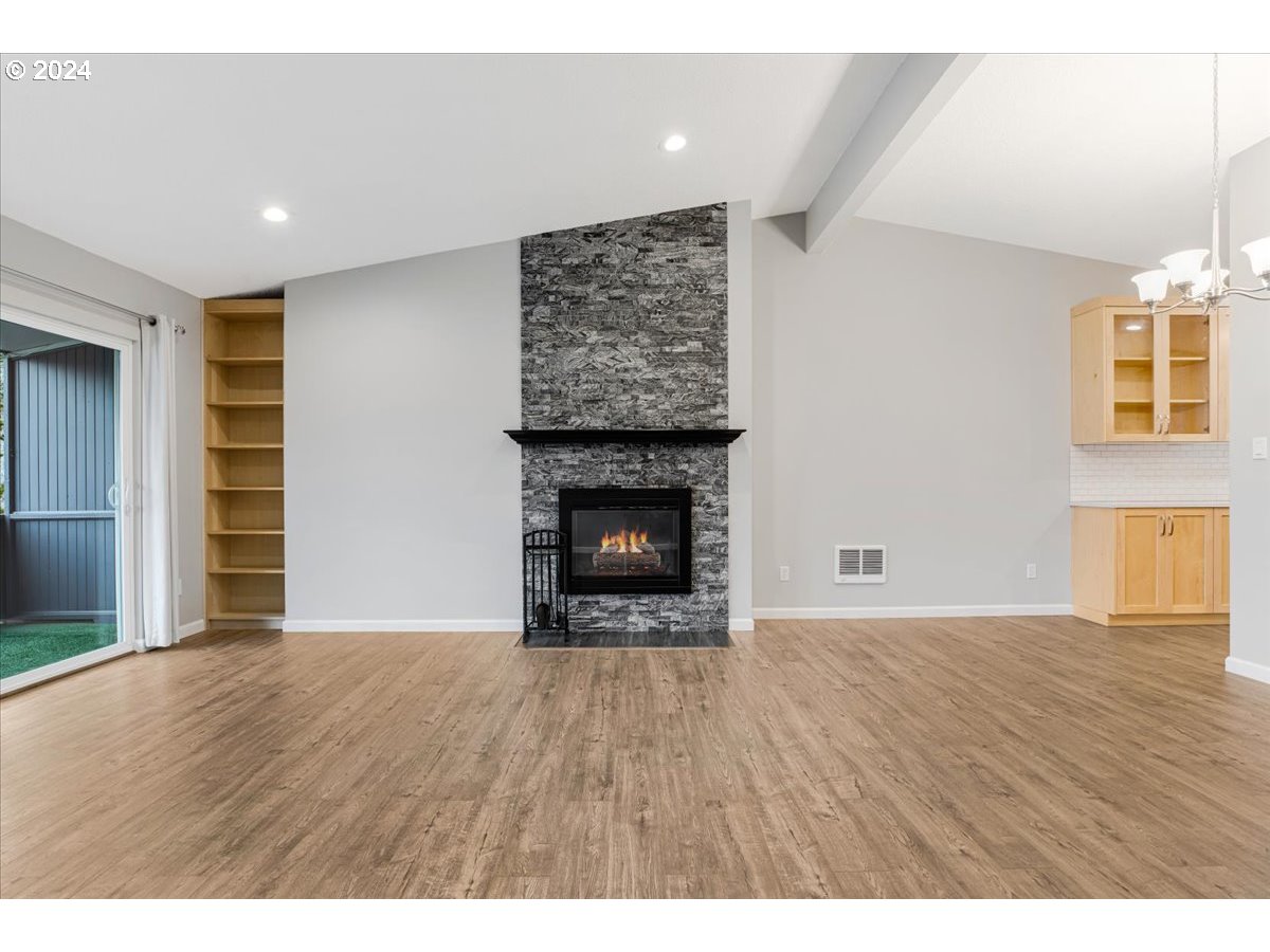 10090 SW BEAVERTON HILLSDALE HWY Unit: 24