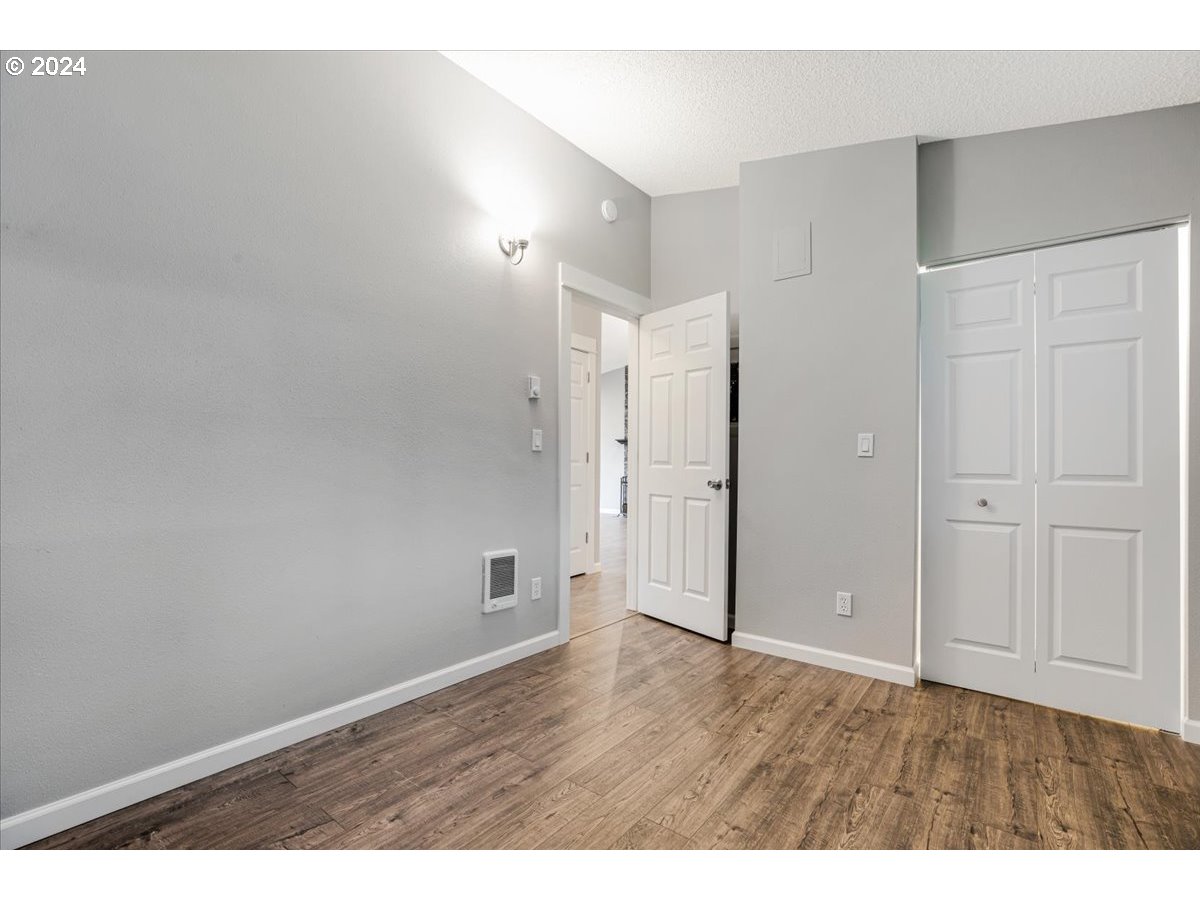 10090 SW BEAVERTON HILLSDALE HWY Unit: 24