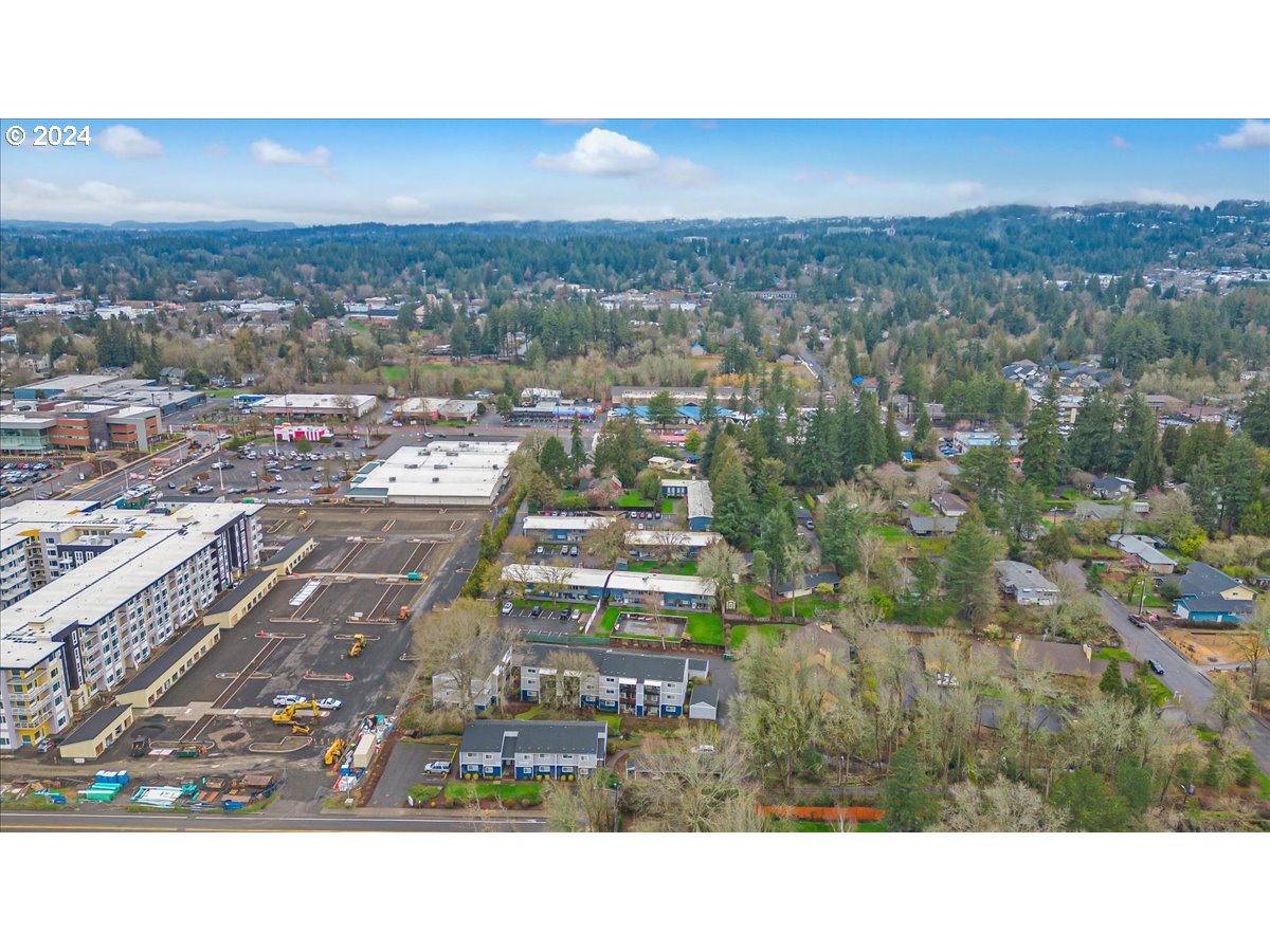 10090 SW BEAVERTON HILLSDALE HWY Unit: 24