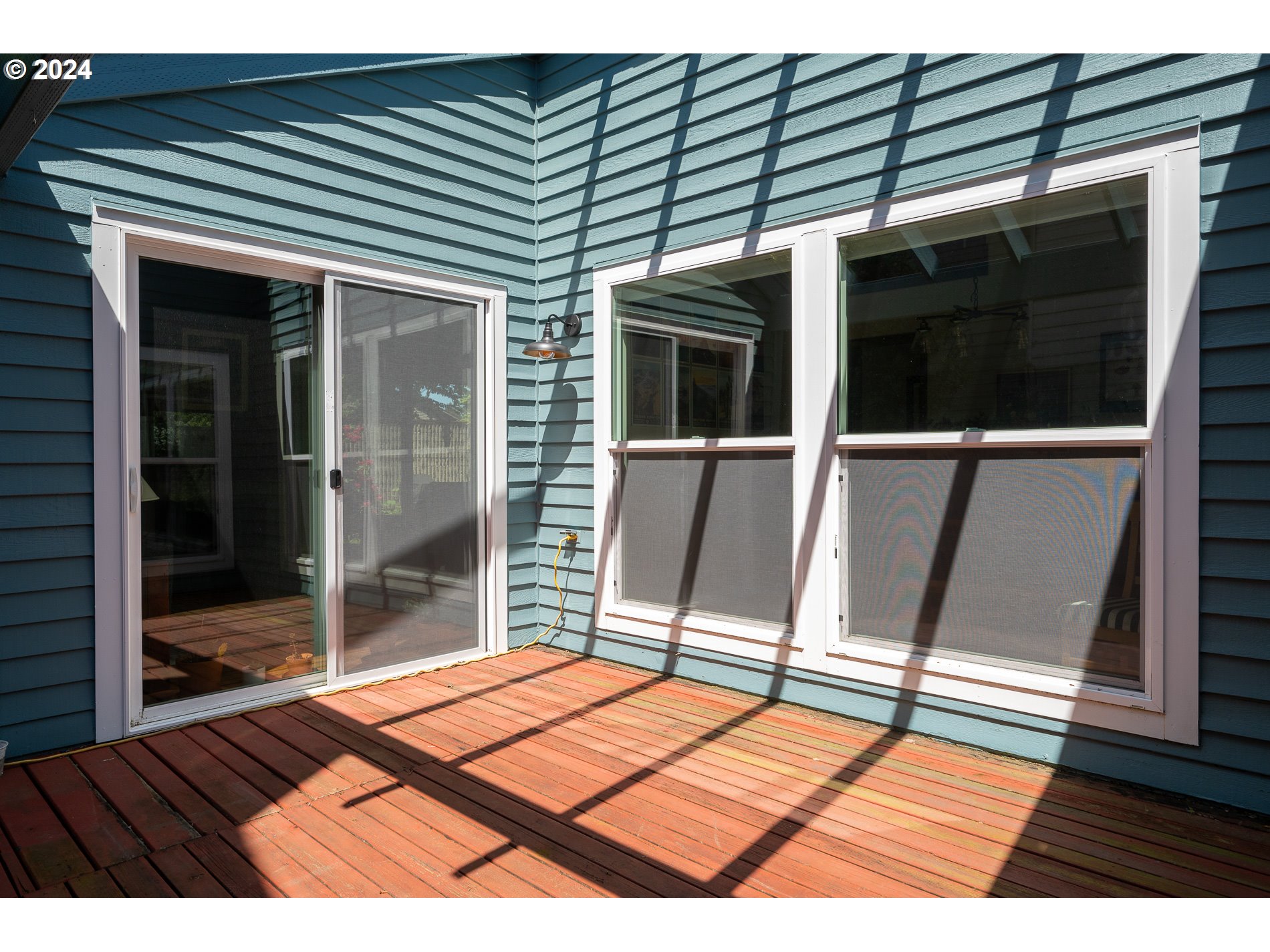 11372 SW LYNNVALE DR