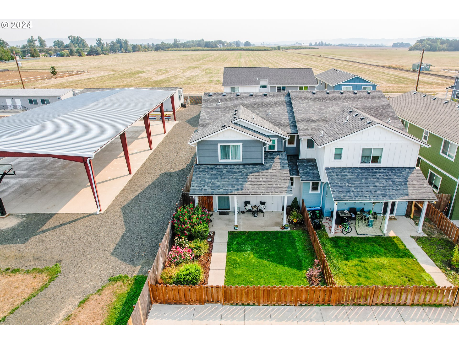 1776 SE JONATHAN AVE