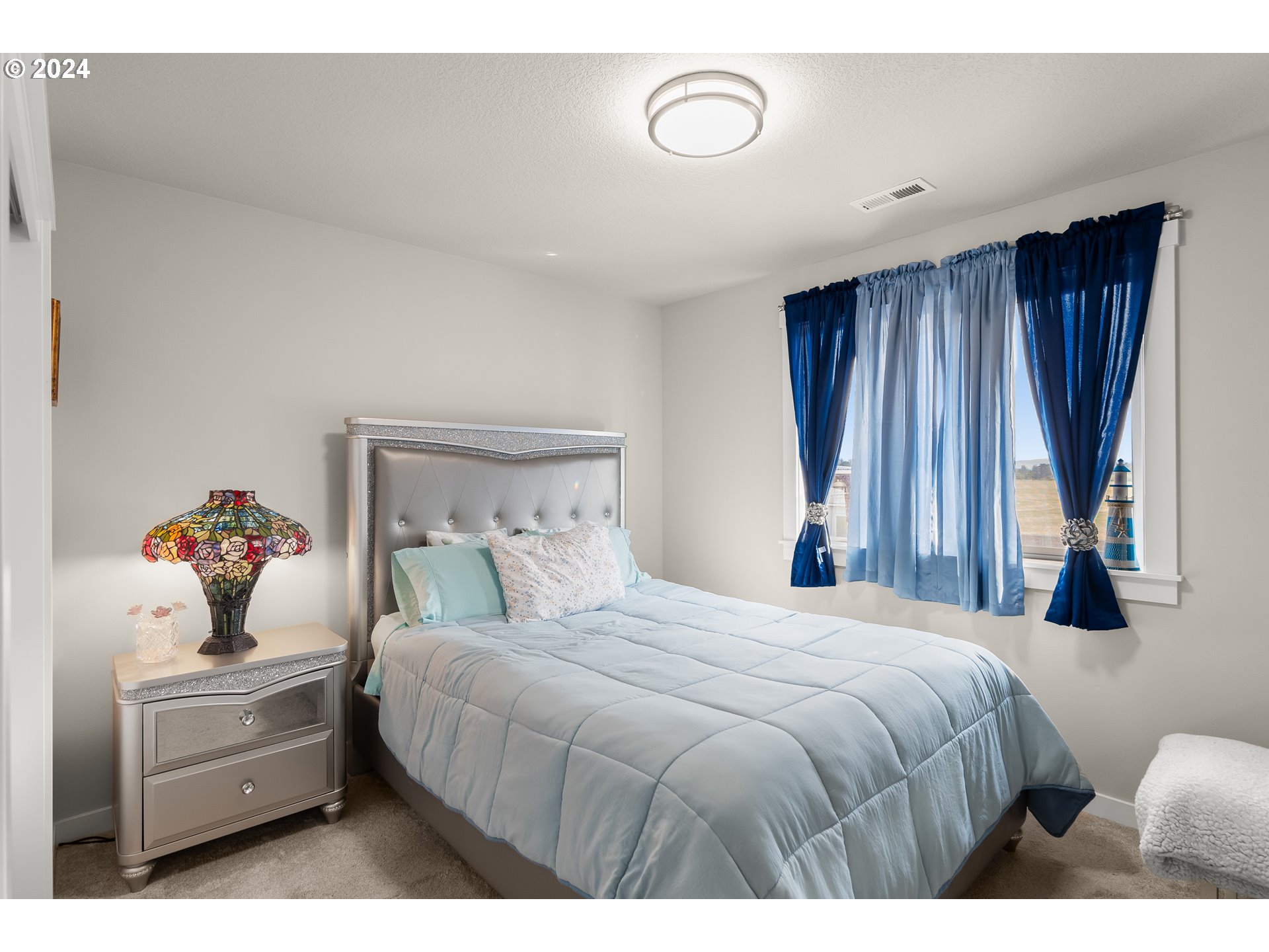 1776 SE JONATHAN AVE