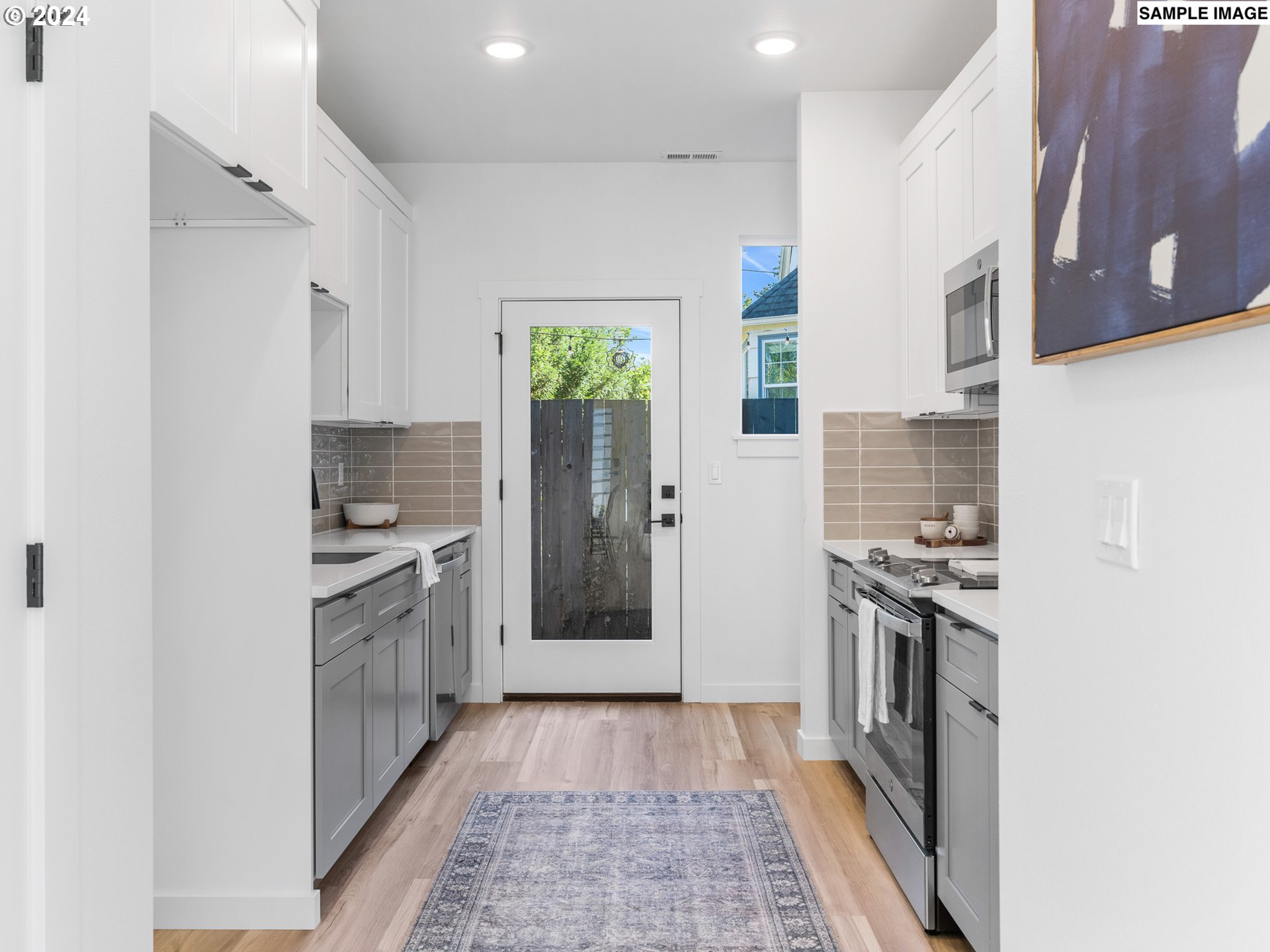 4847 NE Cully BLVD 4