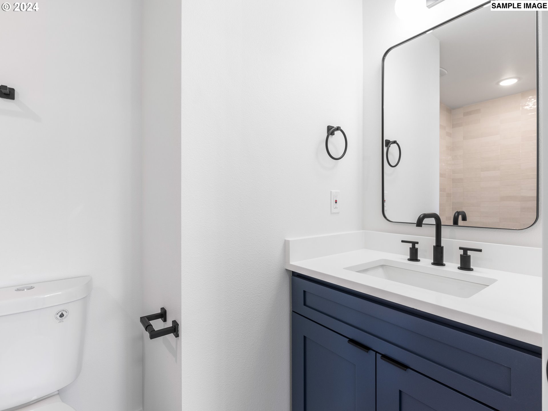 4847 NE Cully BLVD 4