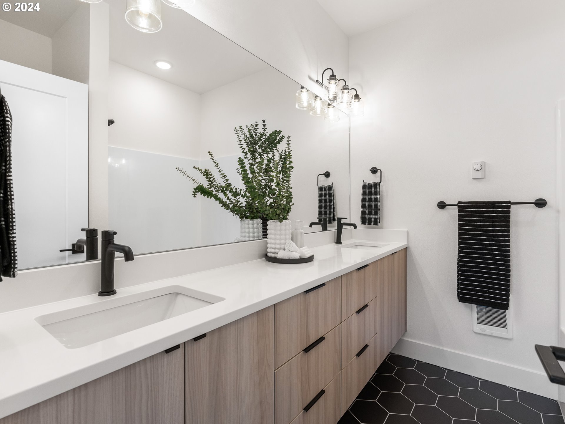 2834 SE Division ST 3