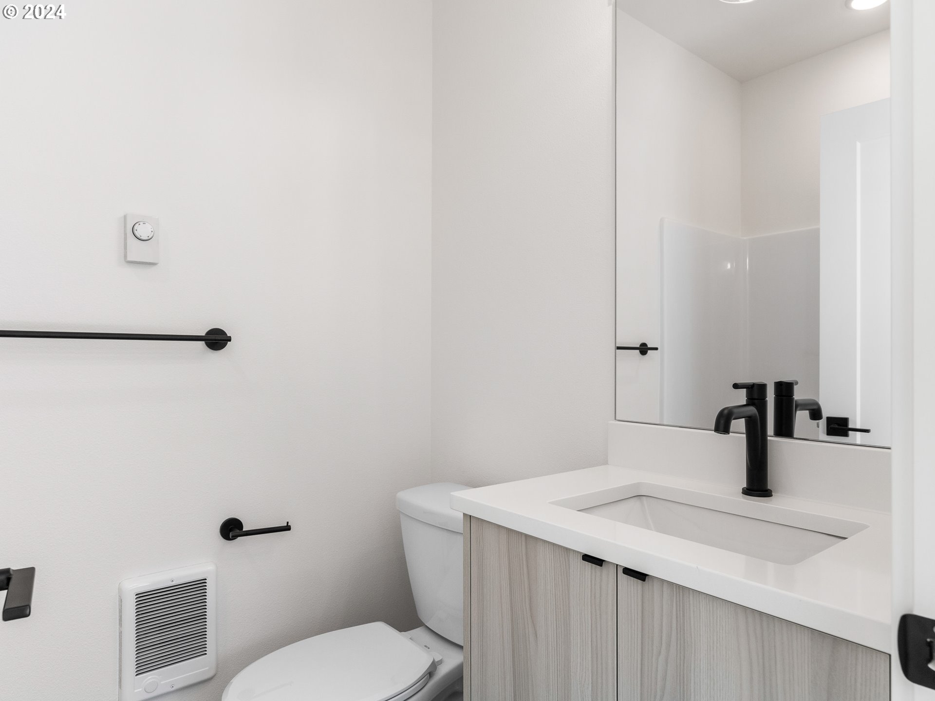 2834 SE Division ST 3