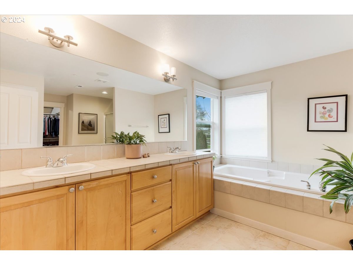 28677 SW COSTA CIR E