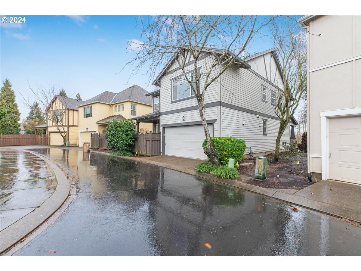 28677 SW COSTA CIR E