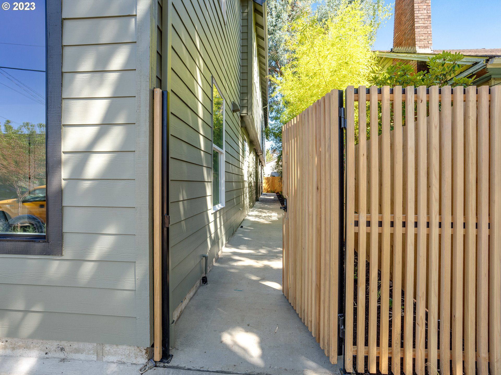 8109 N Syracuse ST 3