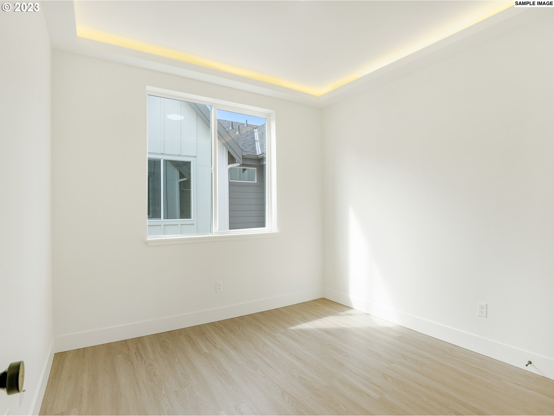 7543 N Gilbert AVE 7