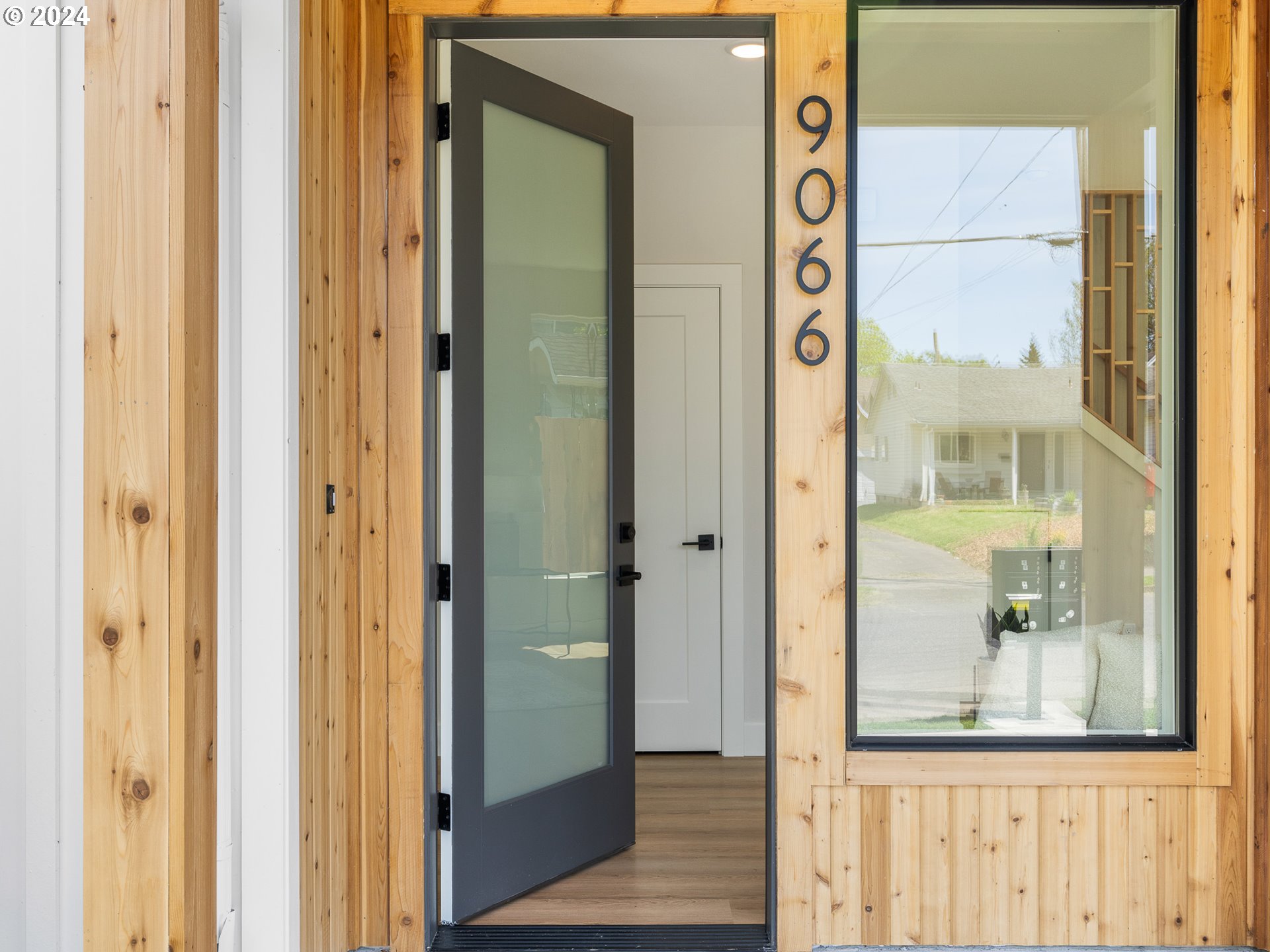 9066 N Buchanan AVE 4