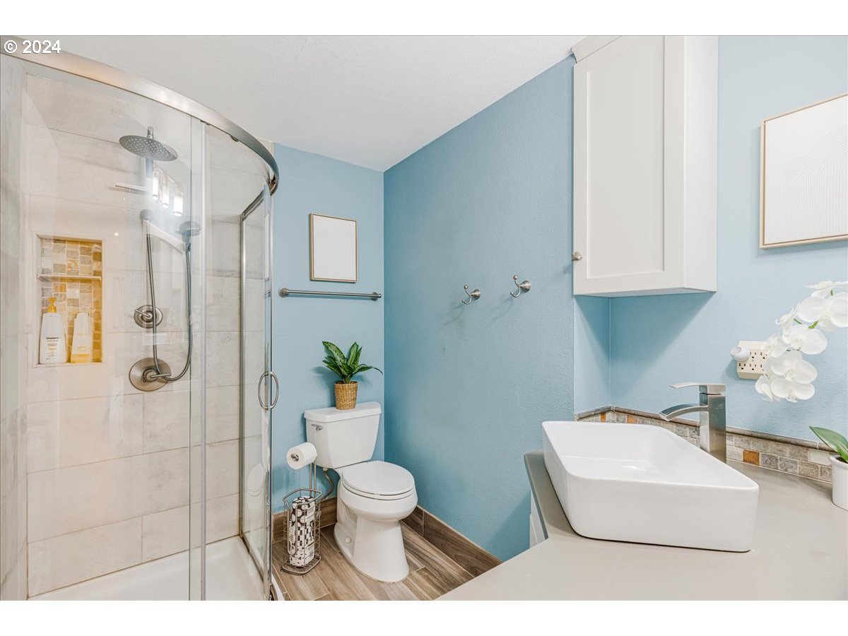 8340 SW LA MANCHA CT