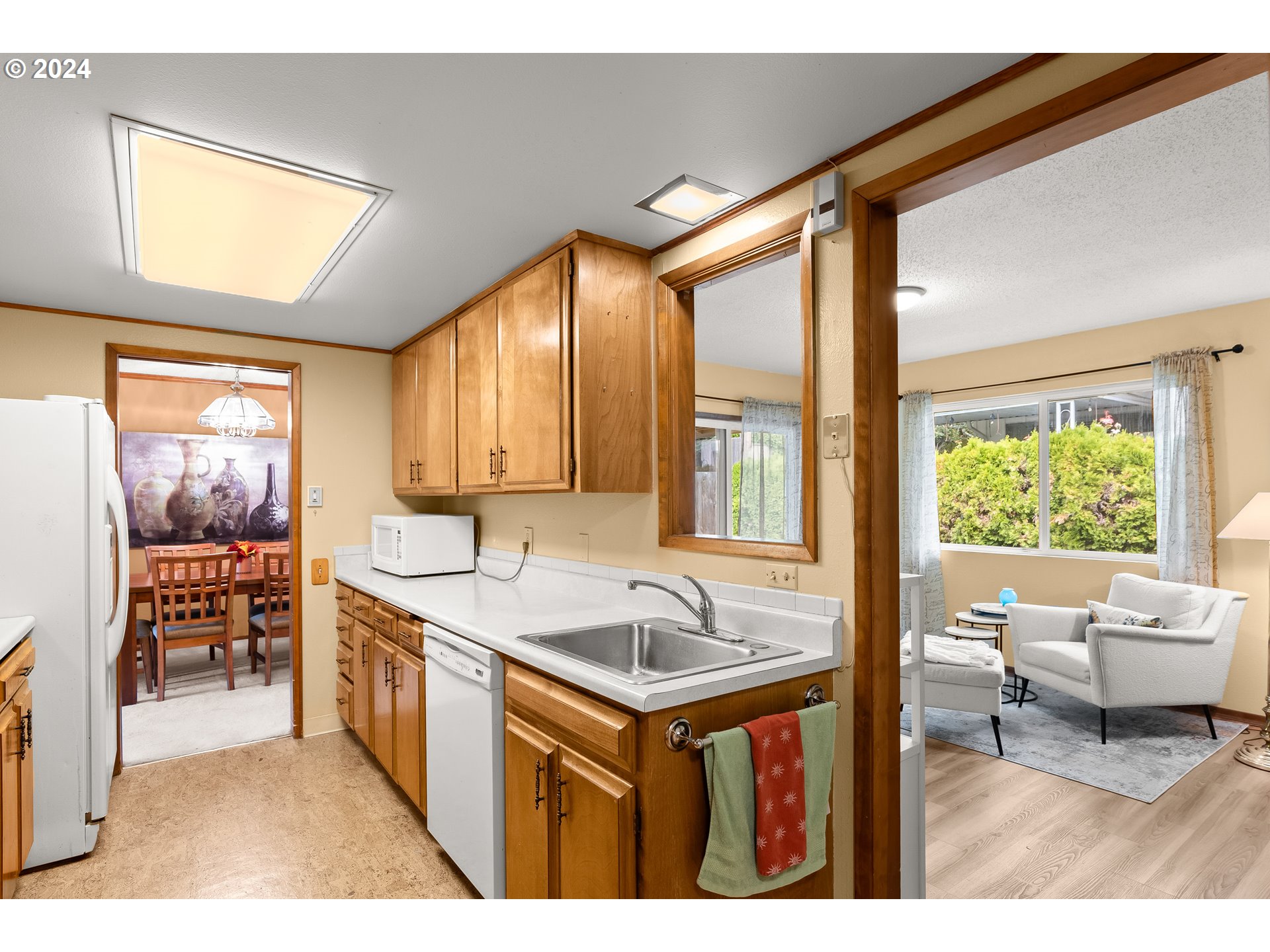 12505 SW PRINCE ALBERT ST