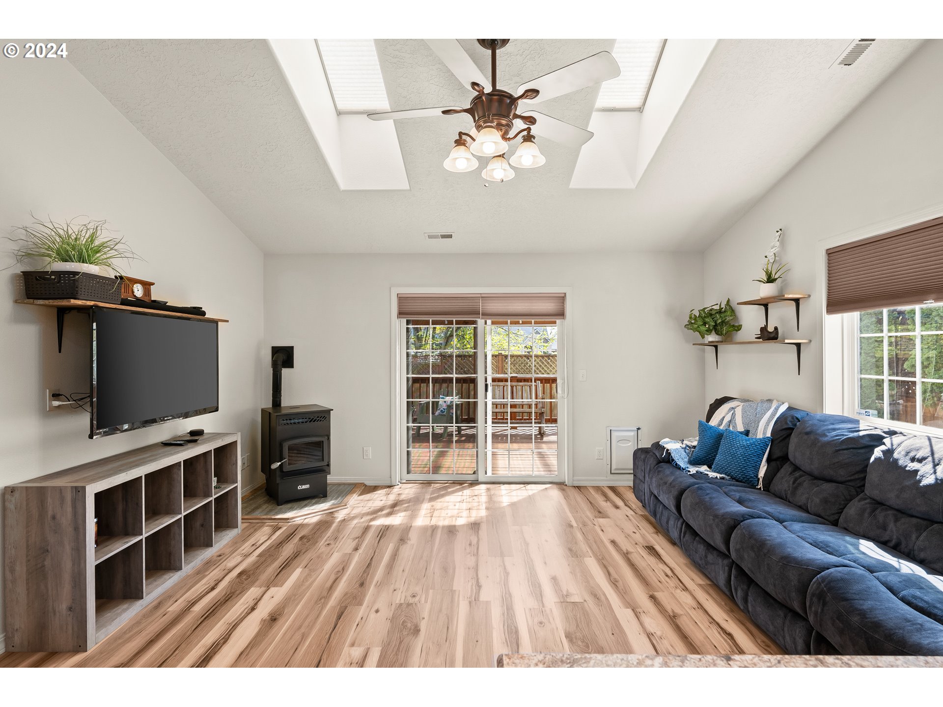 486 SW KAUER DR, McMinnville