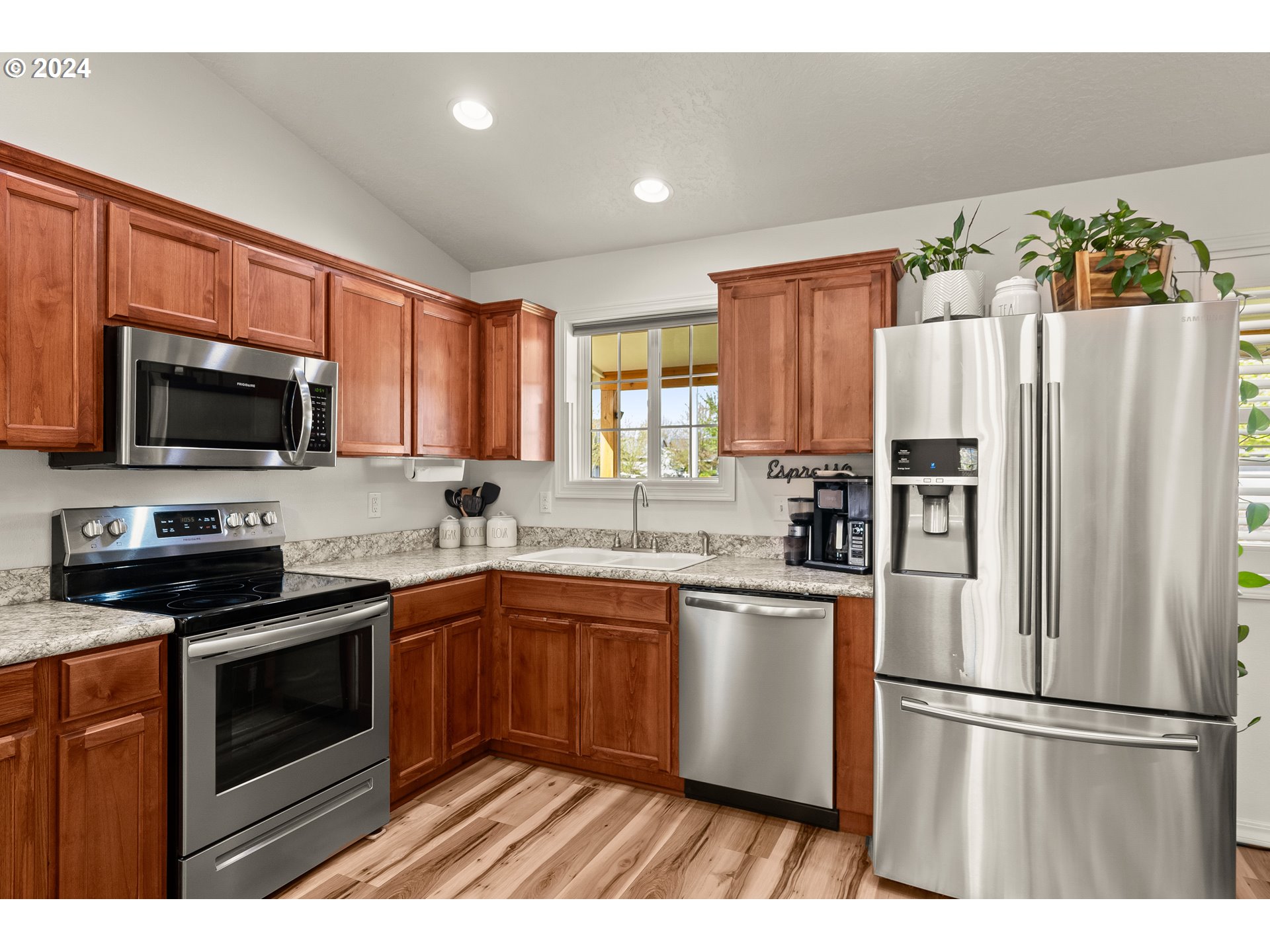 486 SW KAUER DR, McMinnville