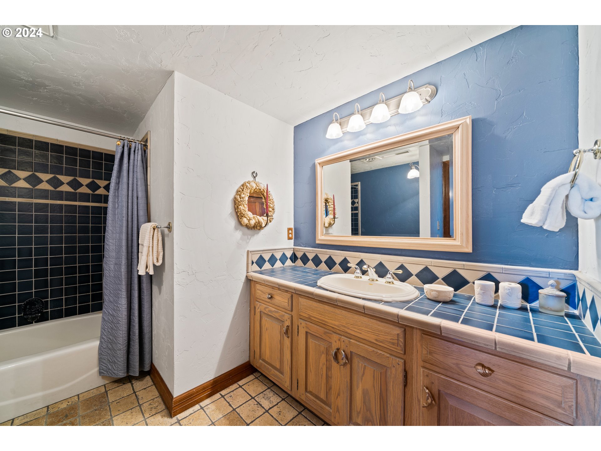 1777 SKYLAND DR, Lake Oswego