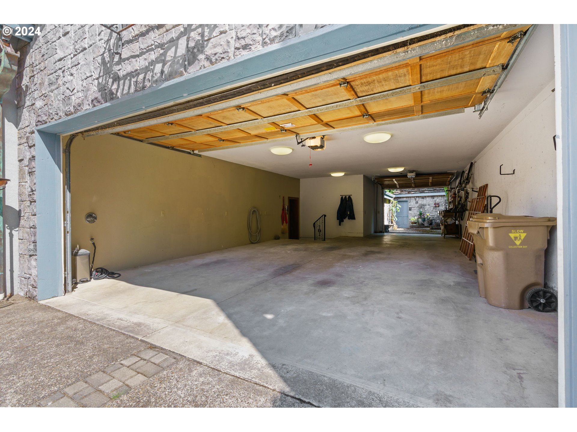 1777 SKYLAND DR, Lake Oswego