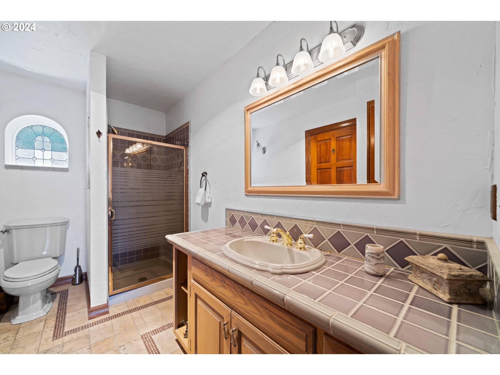 1777 SKYLAND DR, Lake Oswego