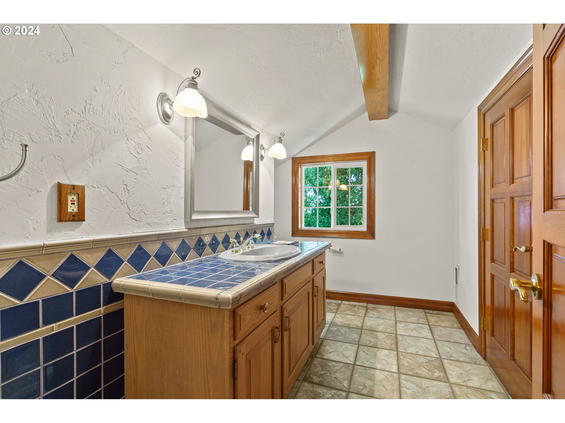 1777 SKYLAND DR, Lake Oswego