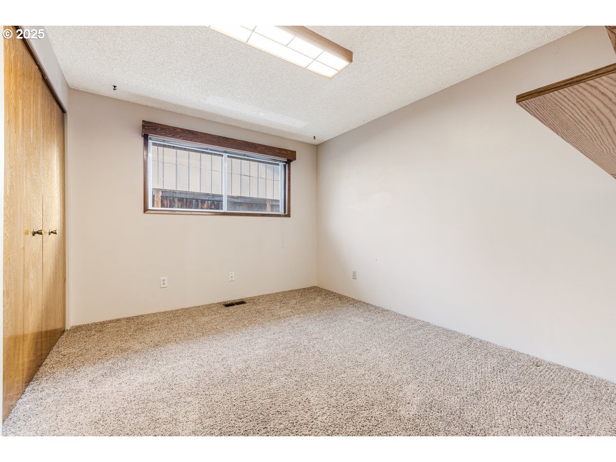 18755 NW NELSCOTT ST