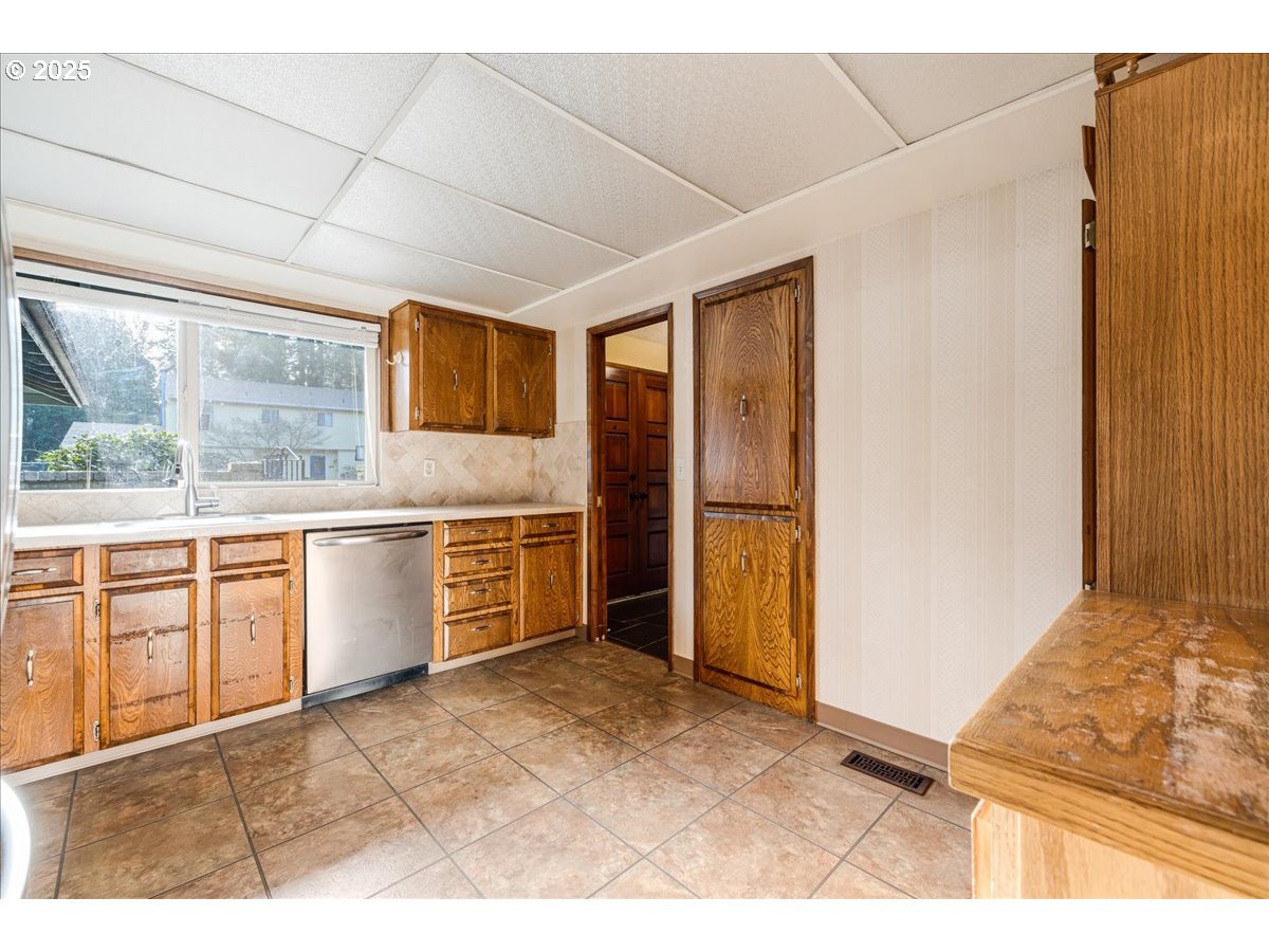 18755 NW NELSCOTT ST