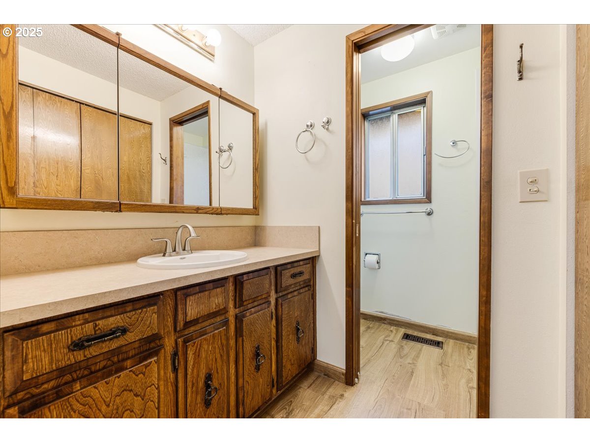 18755 NW NELSCOTT ST