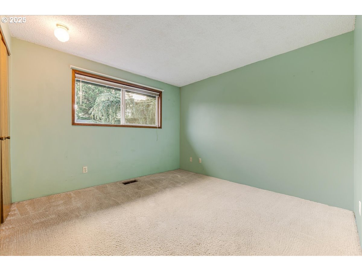 18755 NW NELSCOTT ST