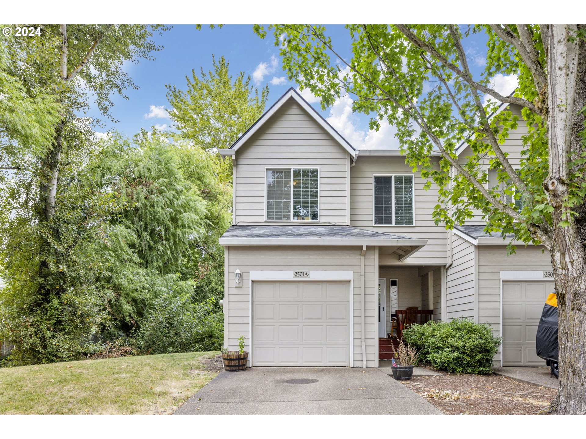 2501 E 3RD units A,B ST