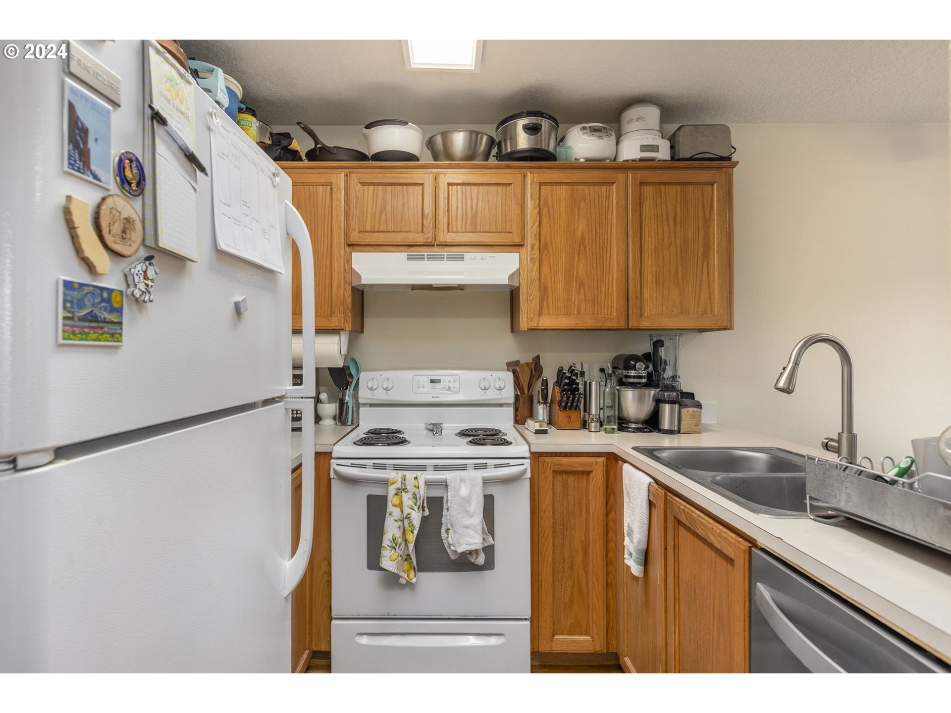 2501 E 3RD units A,B ST