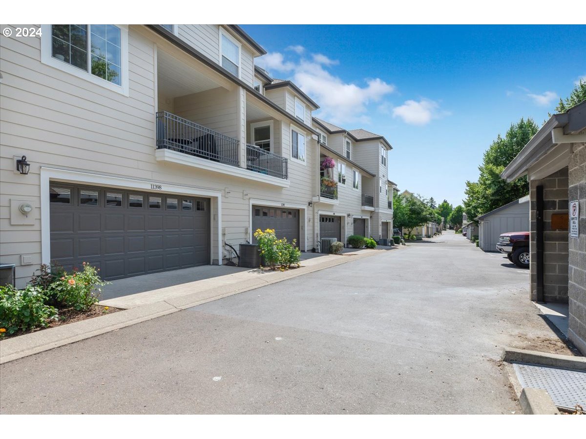 11398 SW BARBER ST