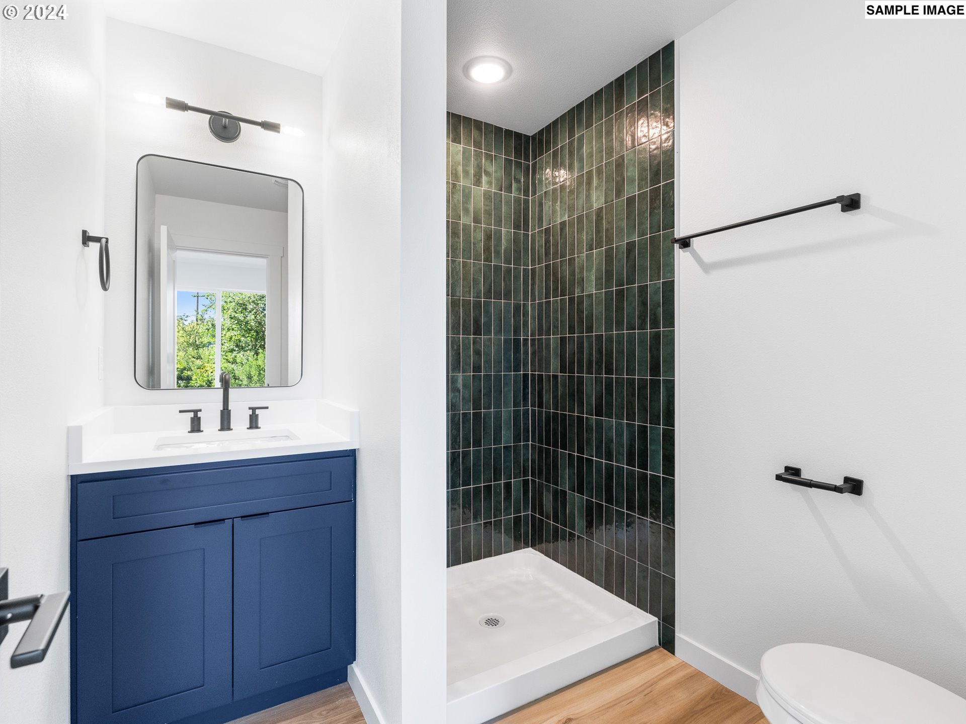 4845 NE Cully BLVD 3