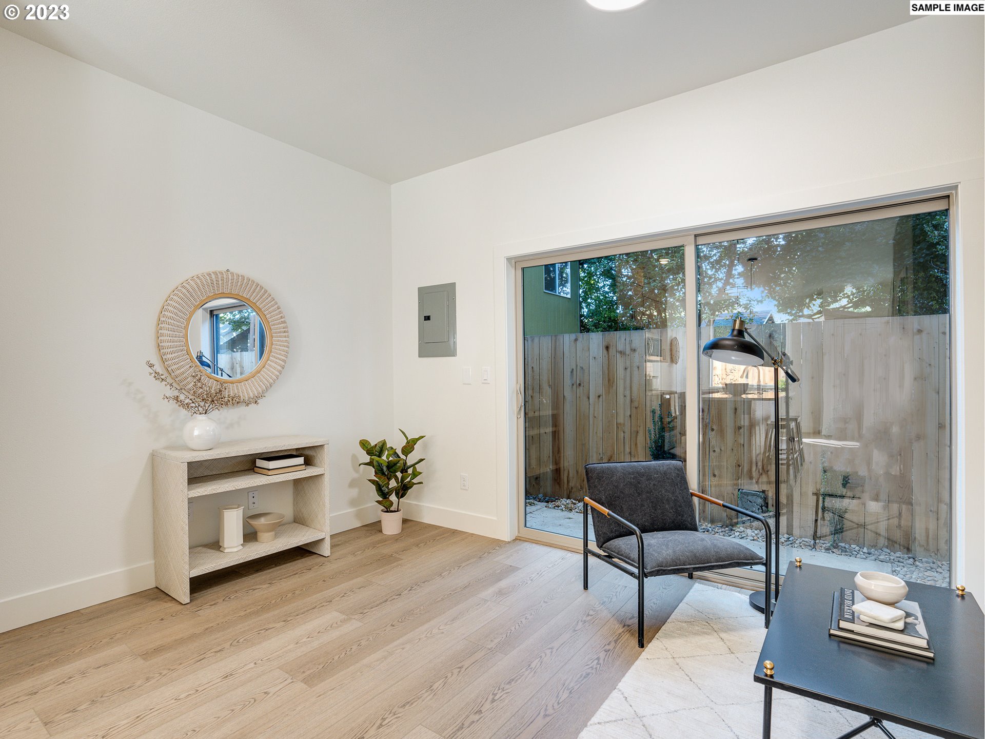 1209 N Winchell ST 4