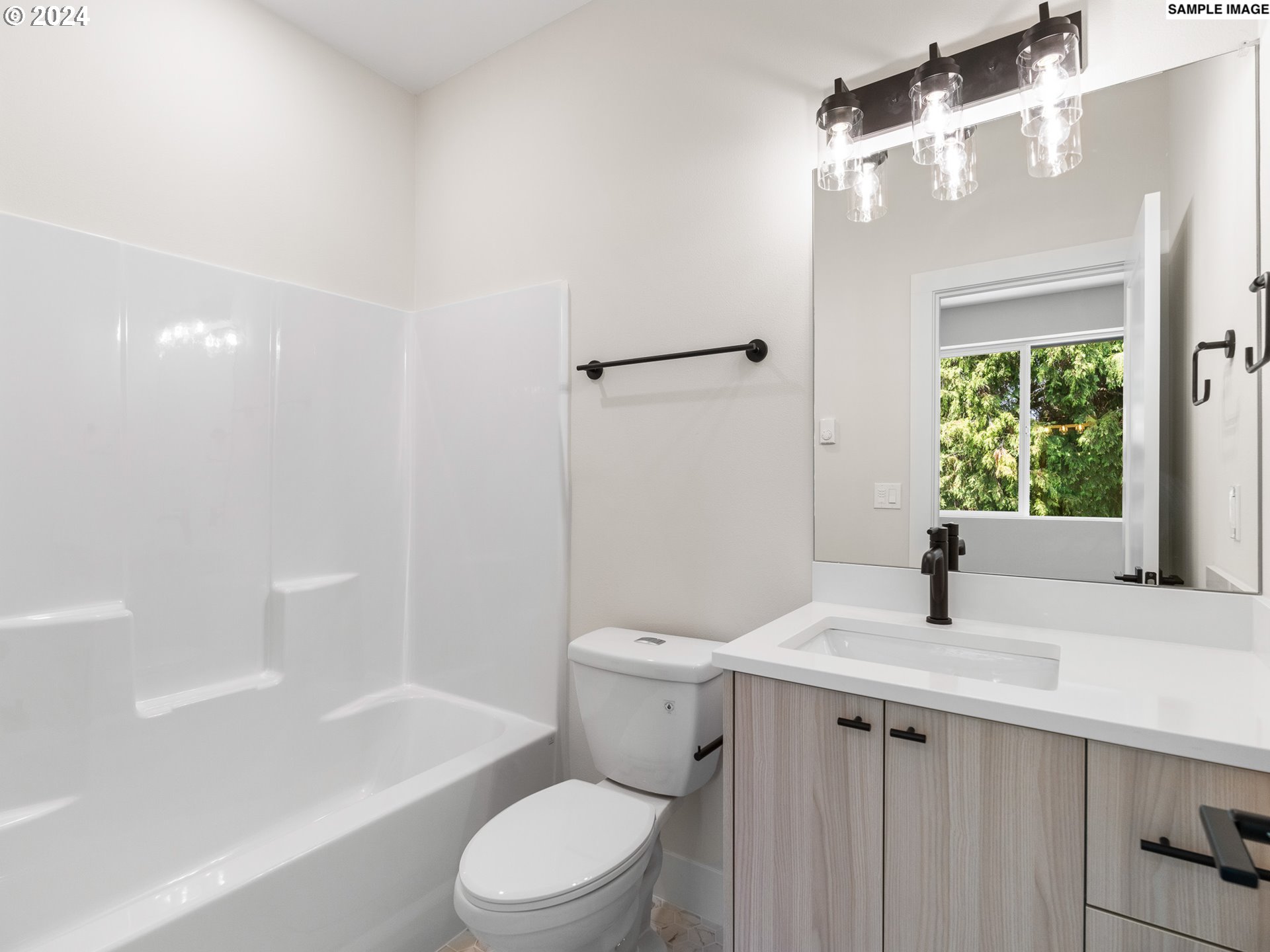 9064 N Buchanan AVE 3