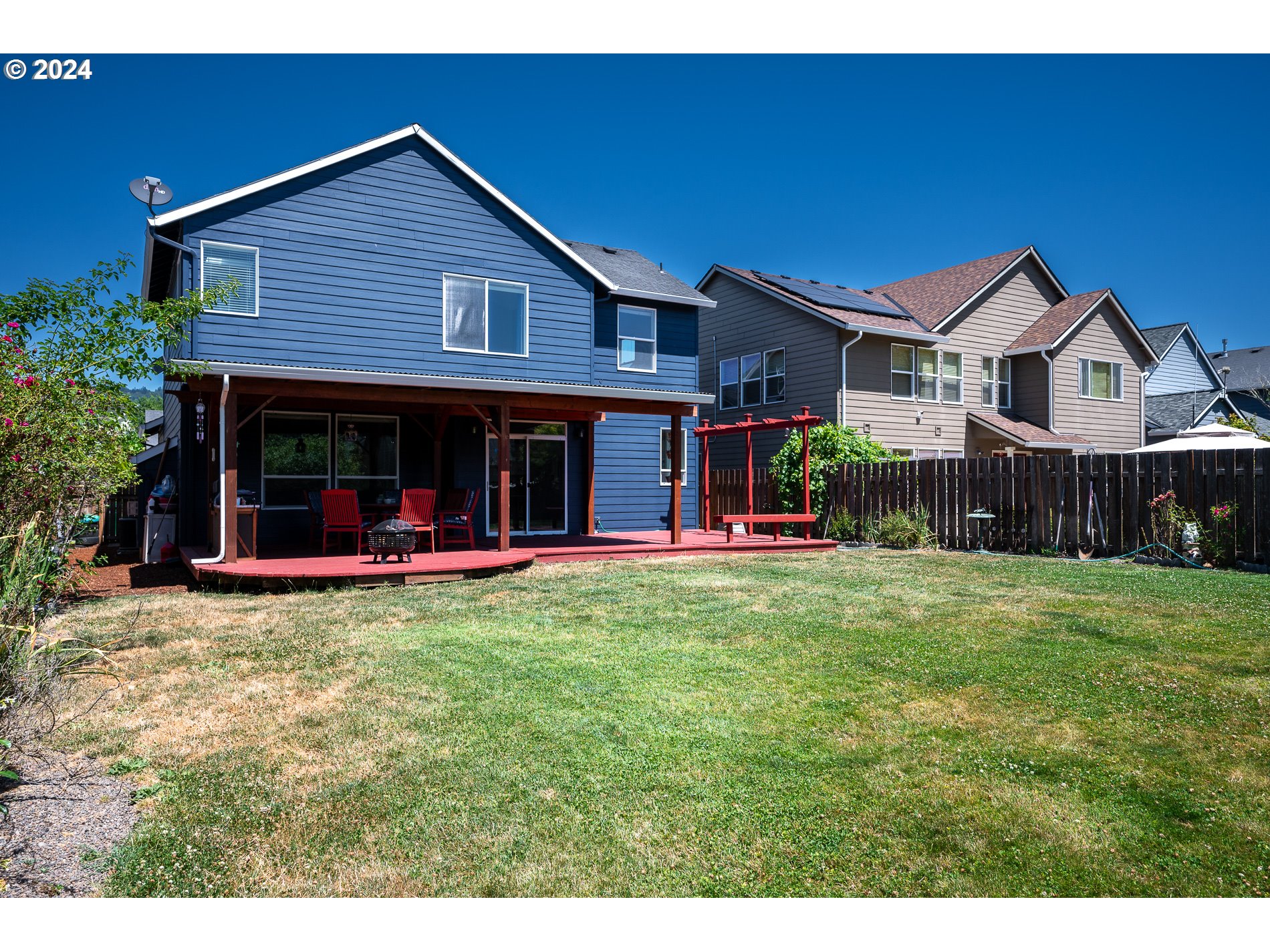 402 W MYRTLEWOOD ST