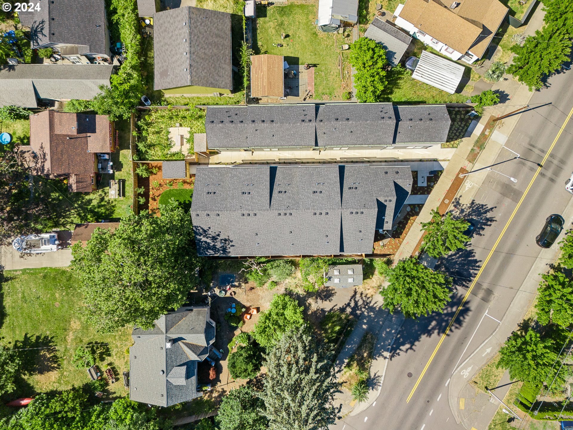 4841 NE Cully BLVD 1