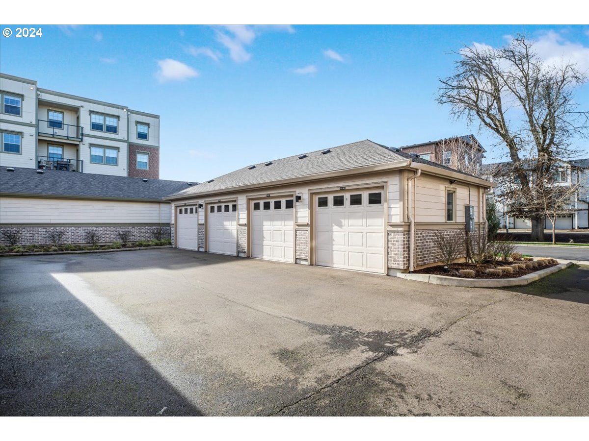 28615 SW PARIS AVE 307