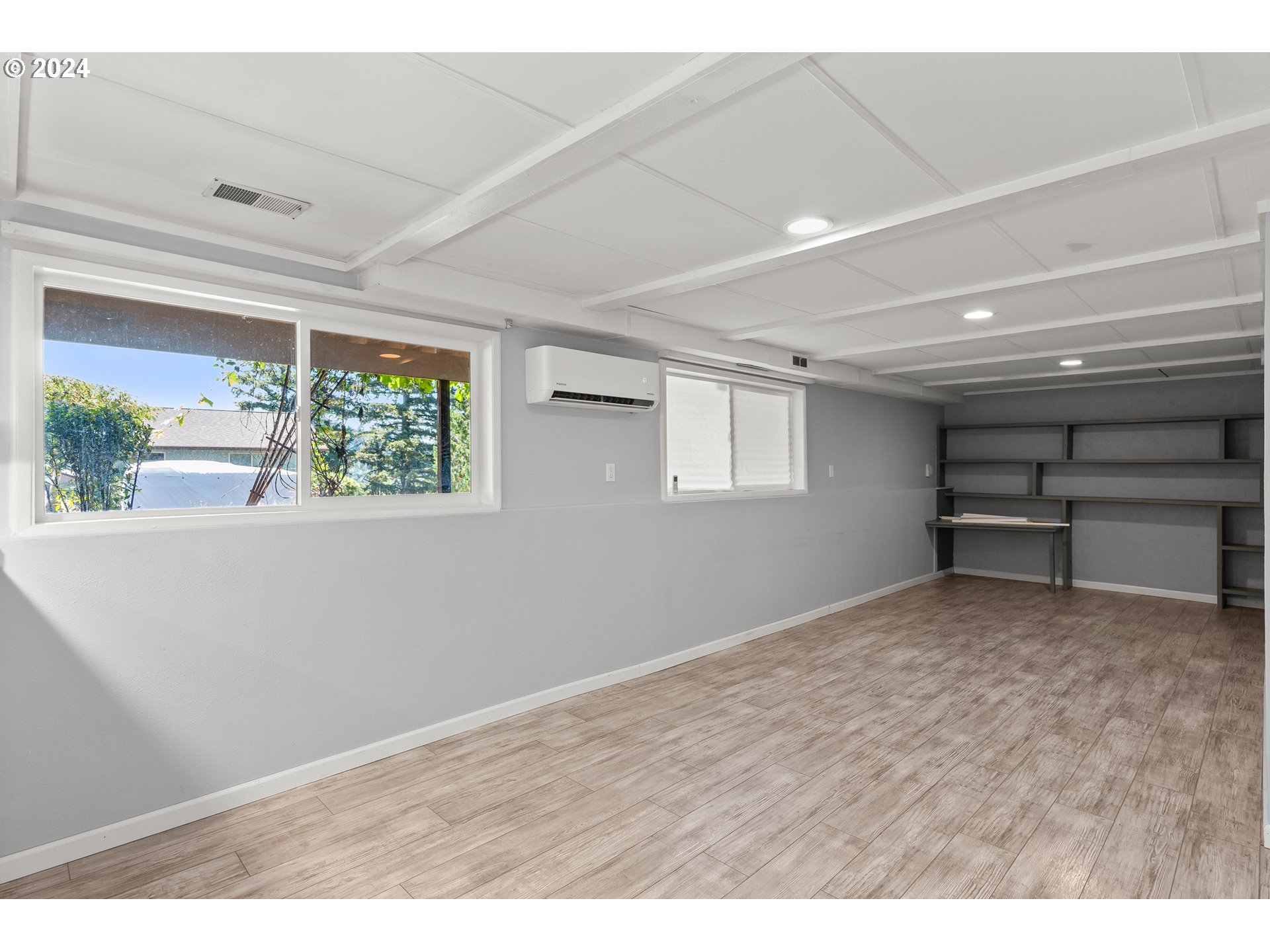 11600 SE VALLEY VIEW TER