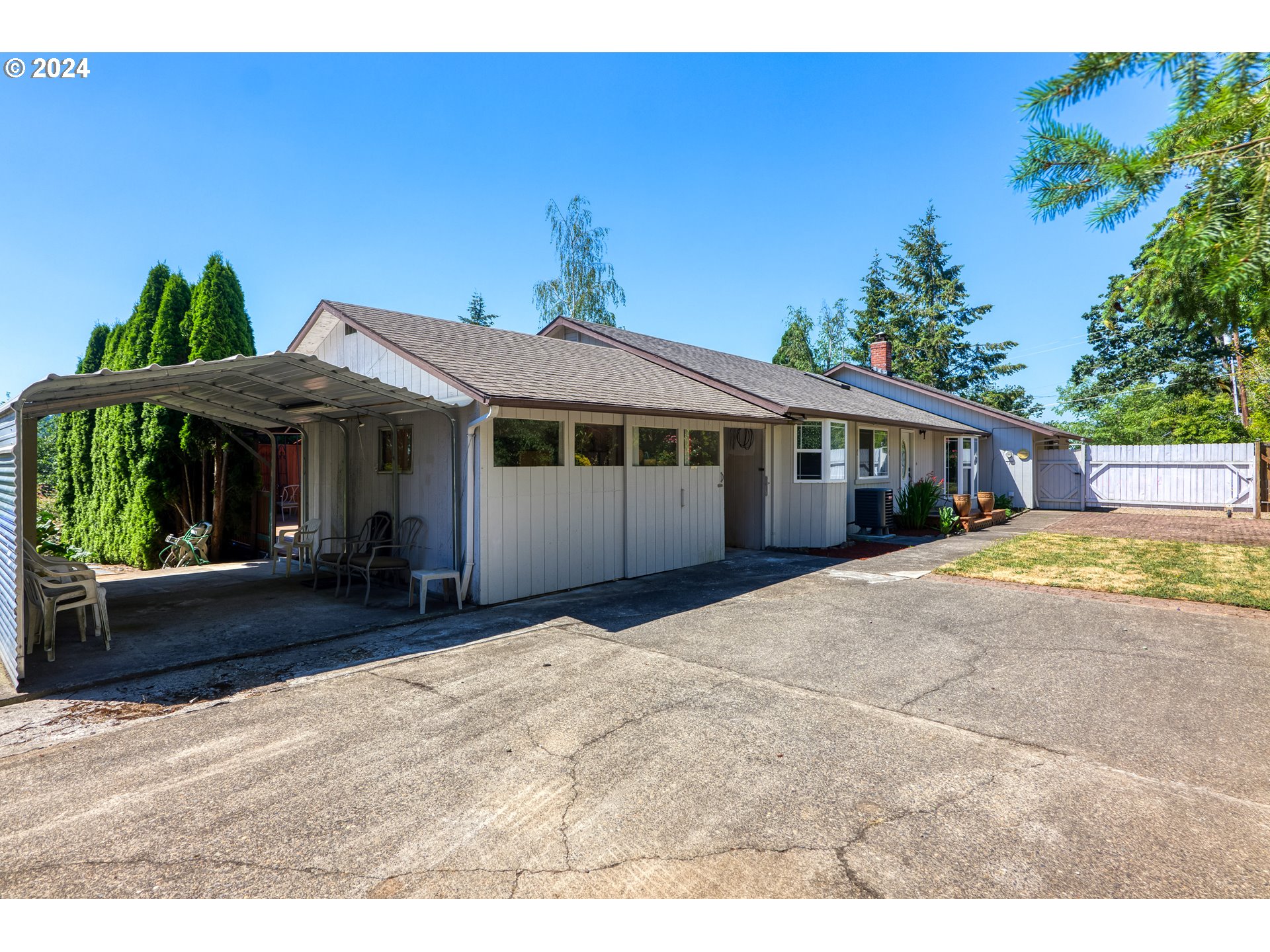 11600 SE VALLEY VIEW TER