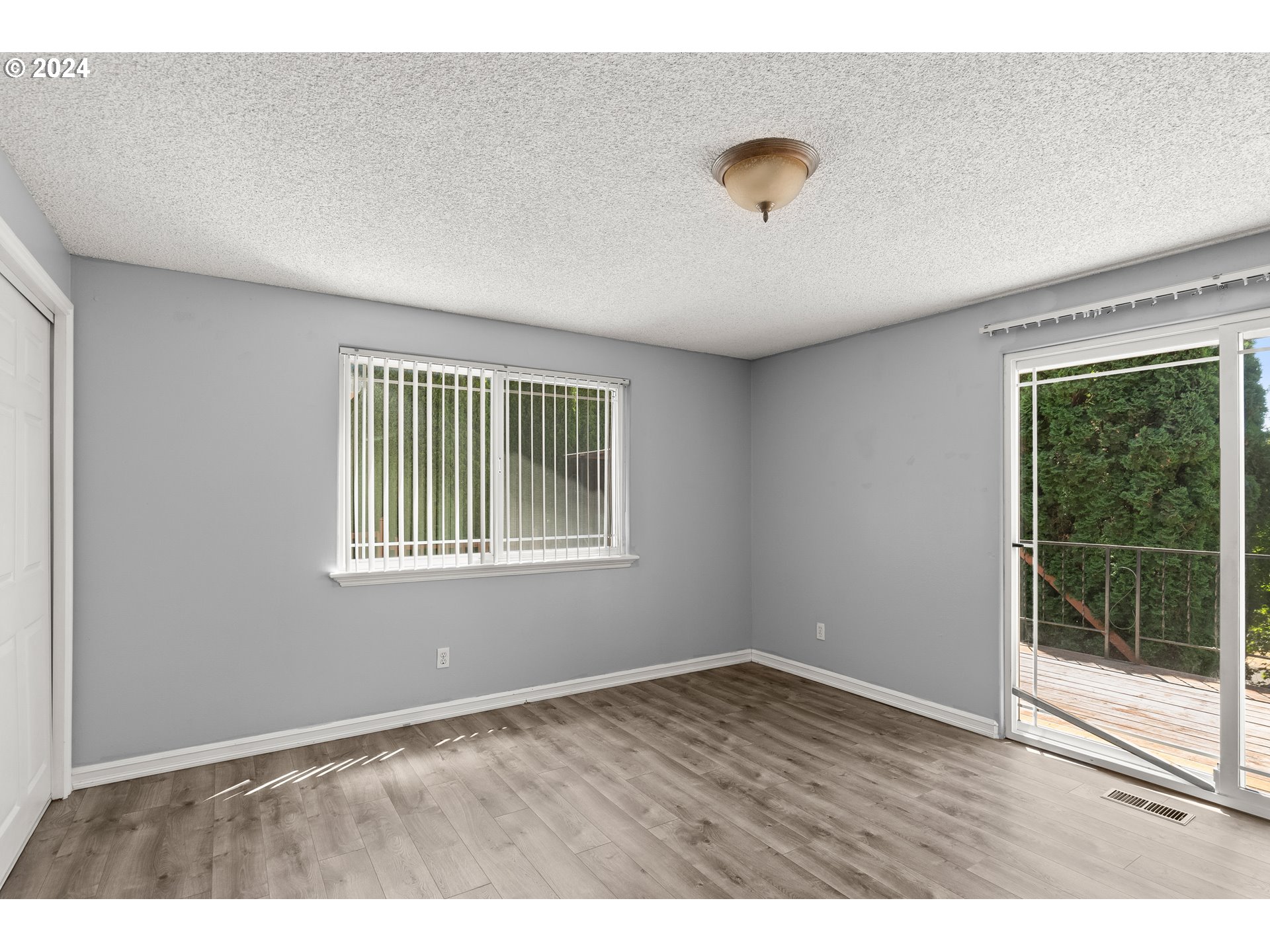 11600 SE VALLEY VIEW TER