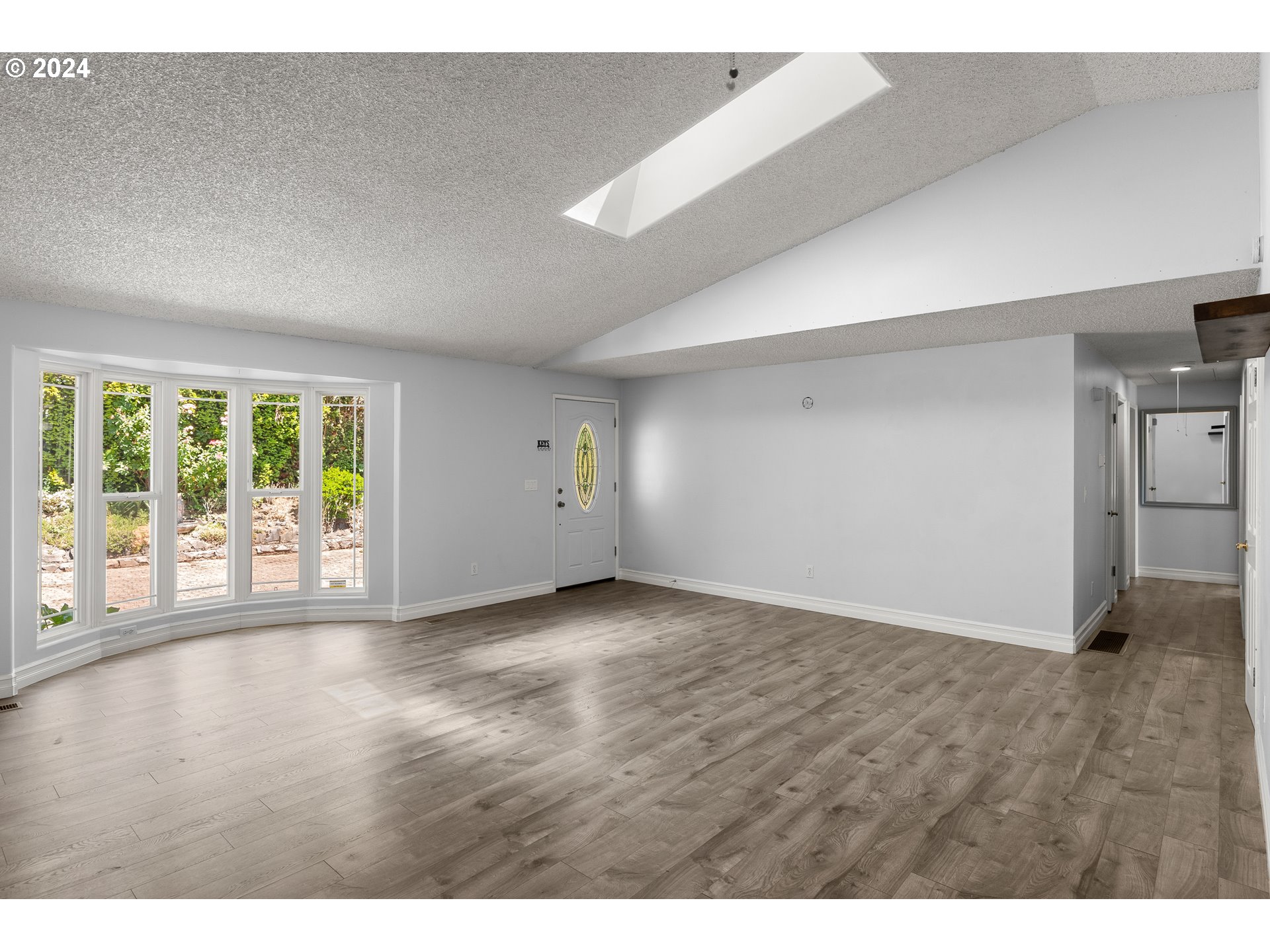 11600 SE VALLEY VIEW TER