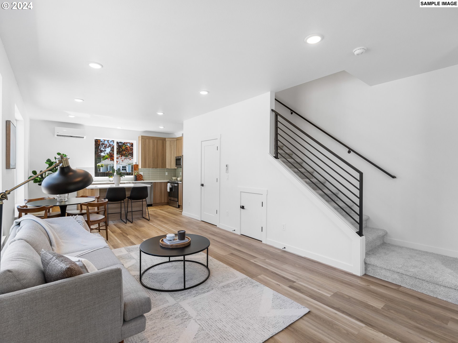 7640 SE Division ST 3