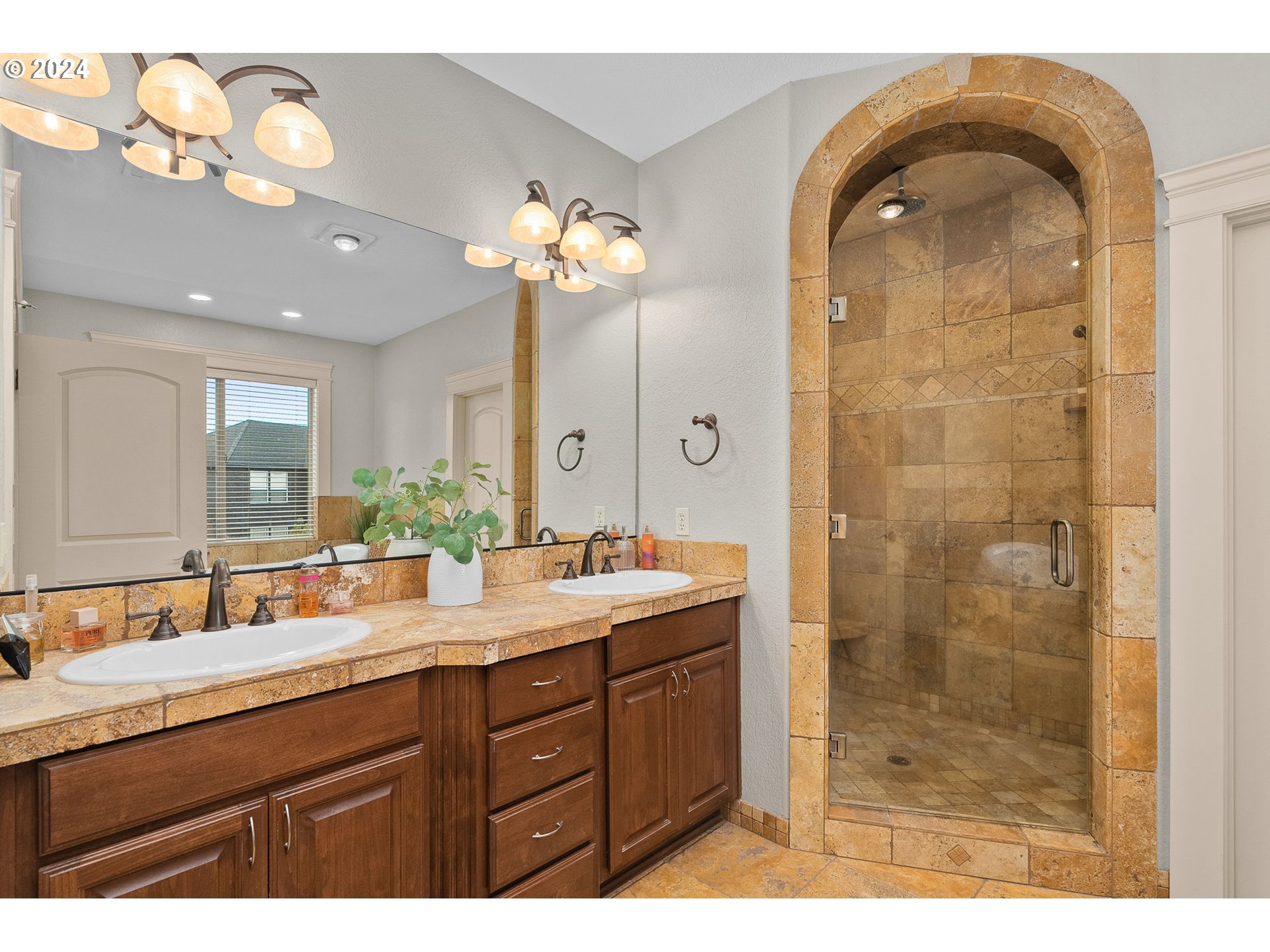 2114 MOUSEBIRD AVE NW