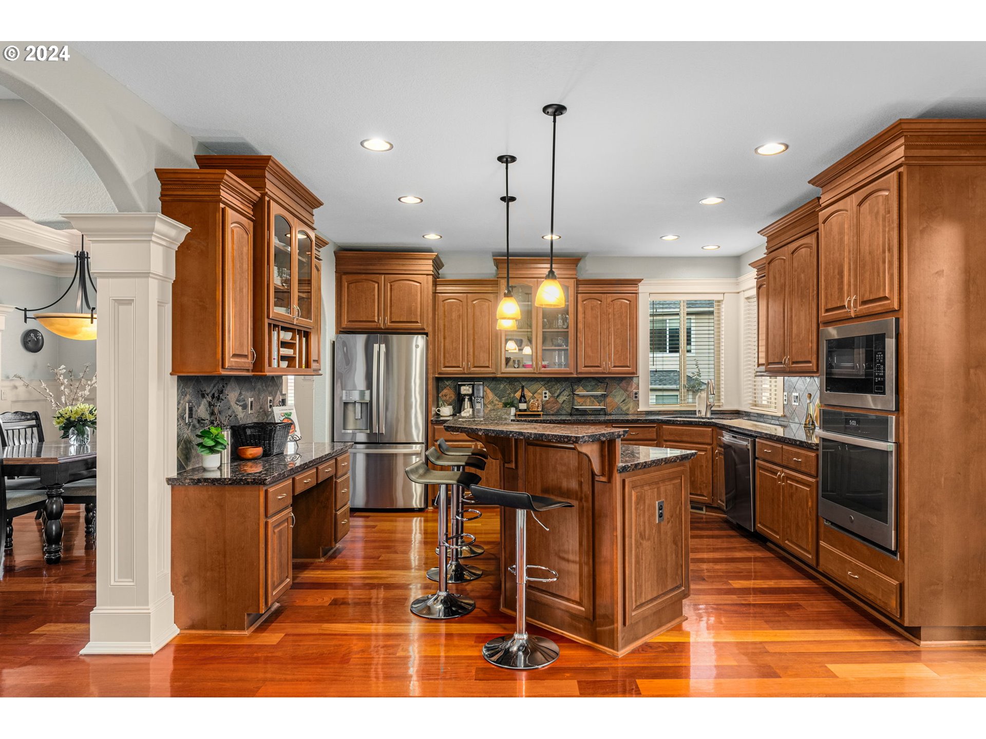 2114 MOUSEBIRD AVE NW