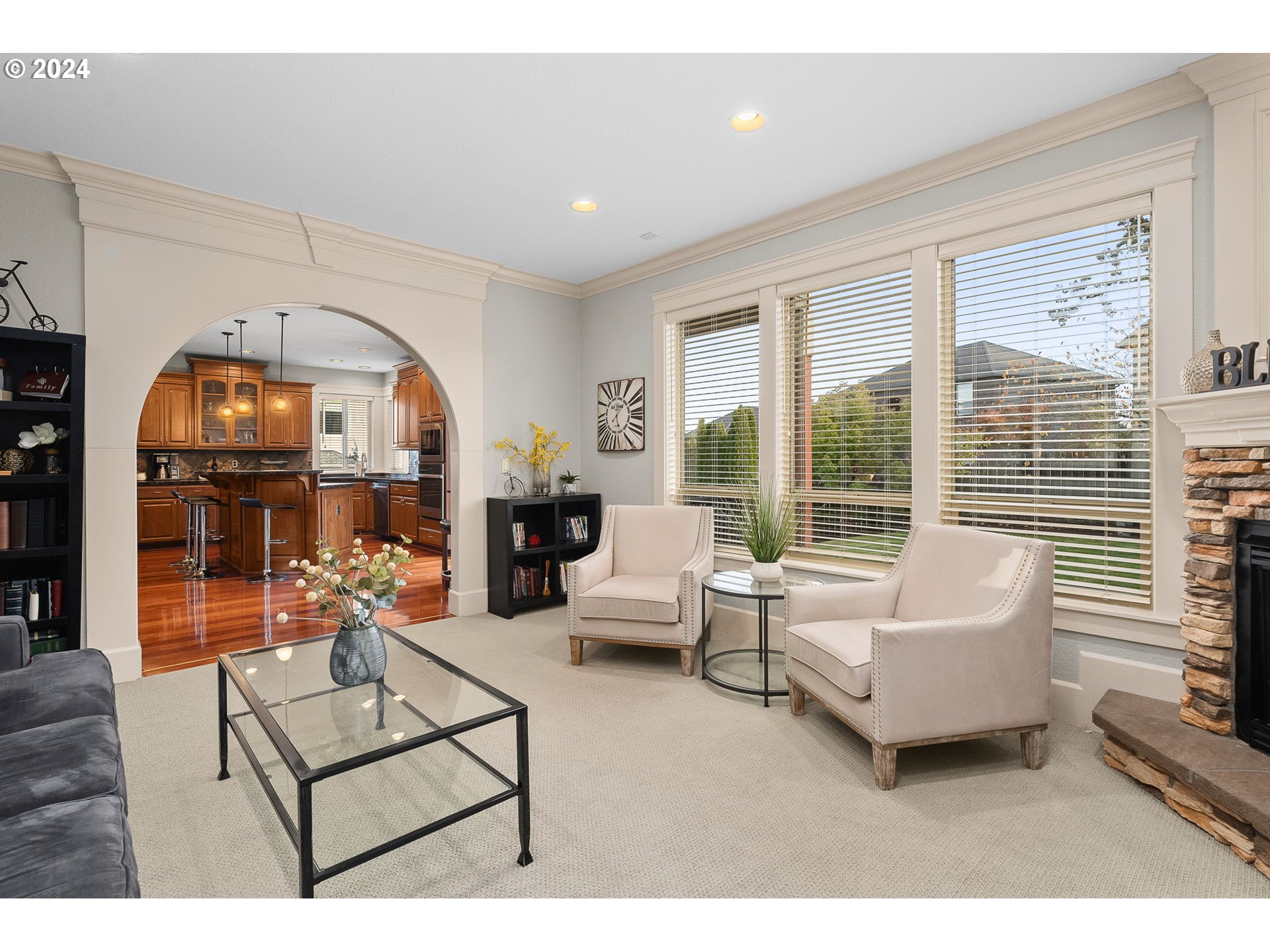 2114 MOUSEBIRD AVE NW