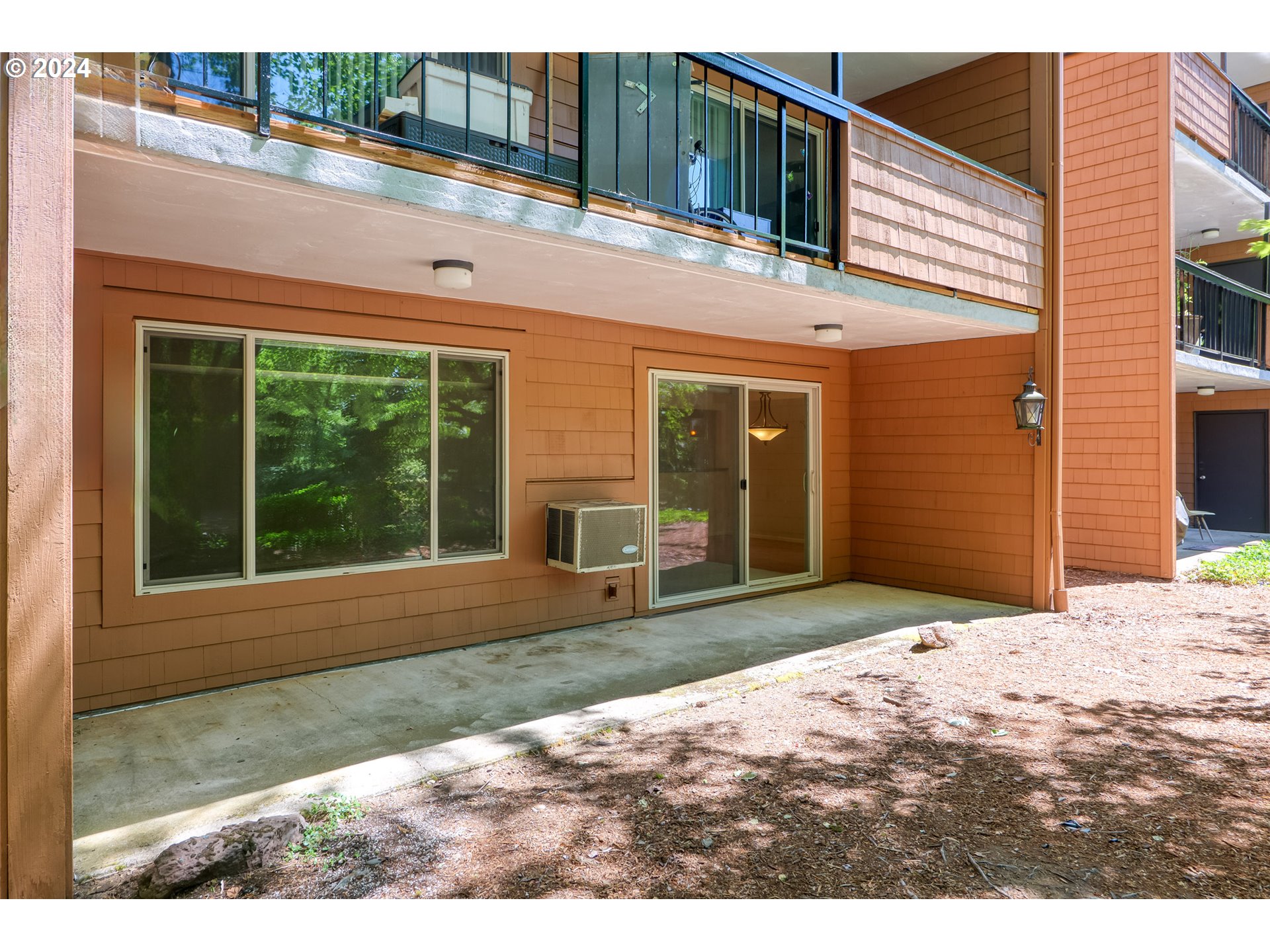 154 Oswego Summit 22